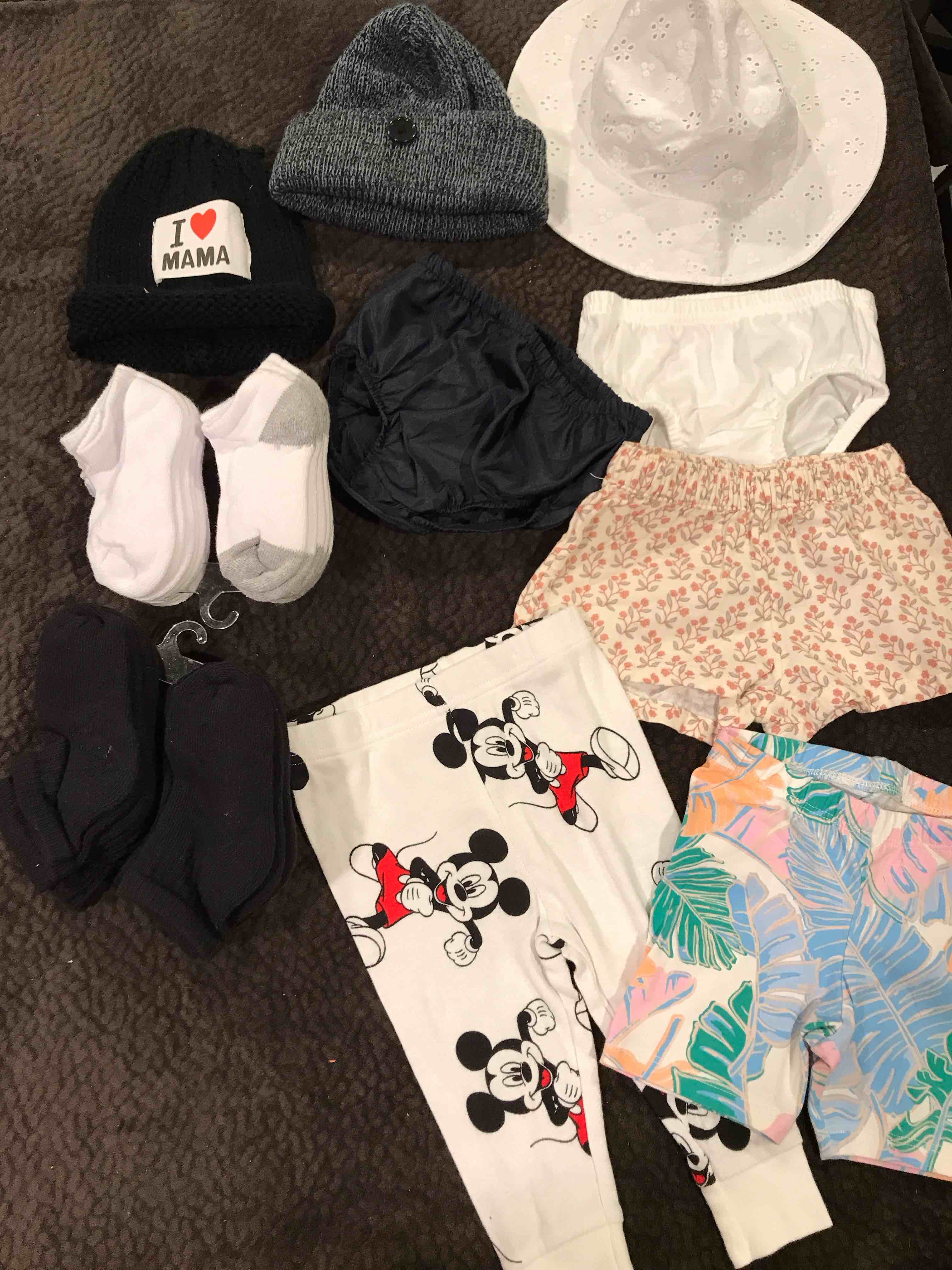 kids clothing bundle size 6mo-12mo