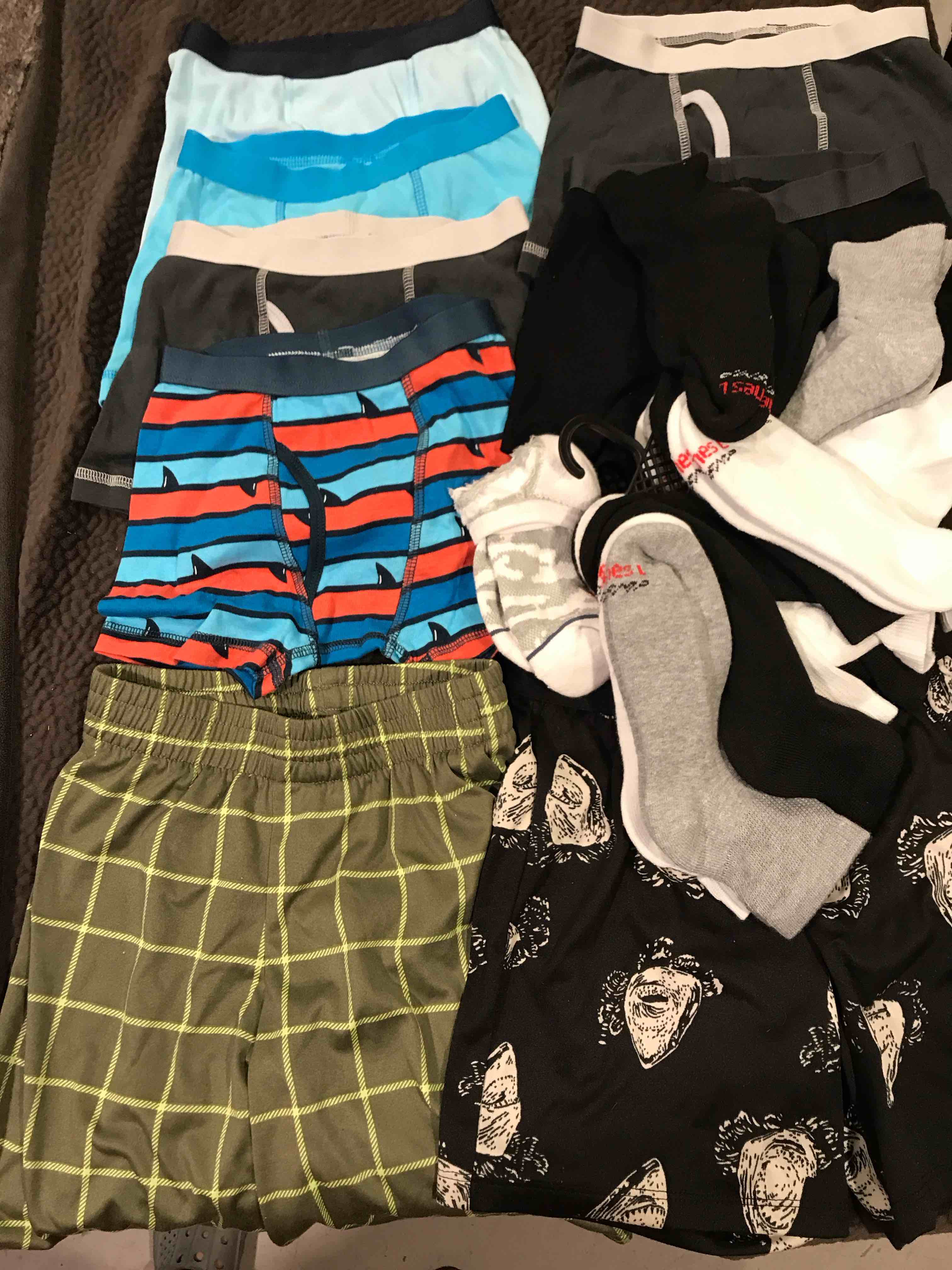 Kids clothing Bundle Size 6/7