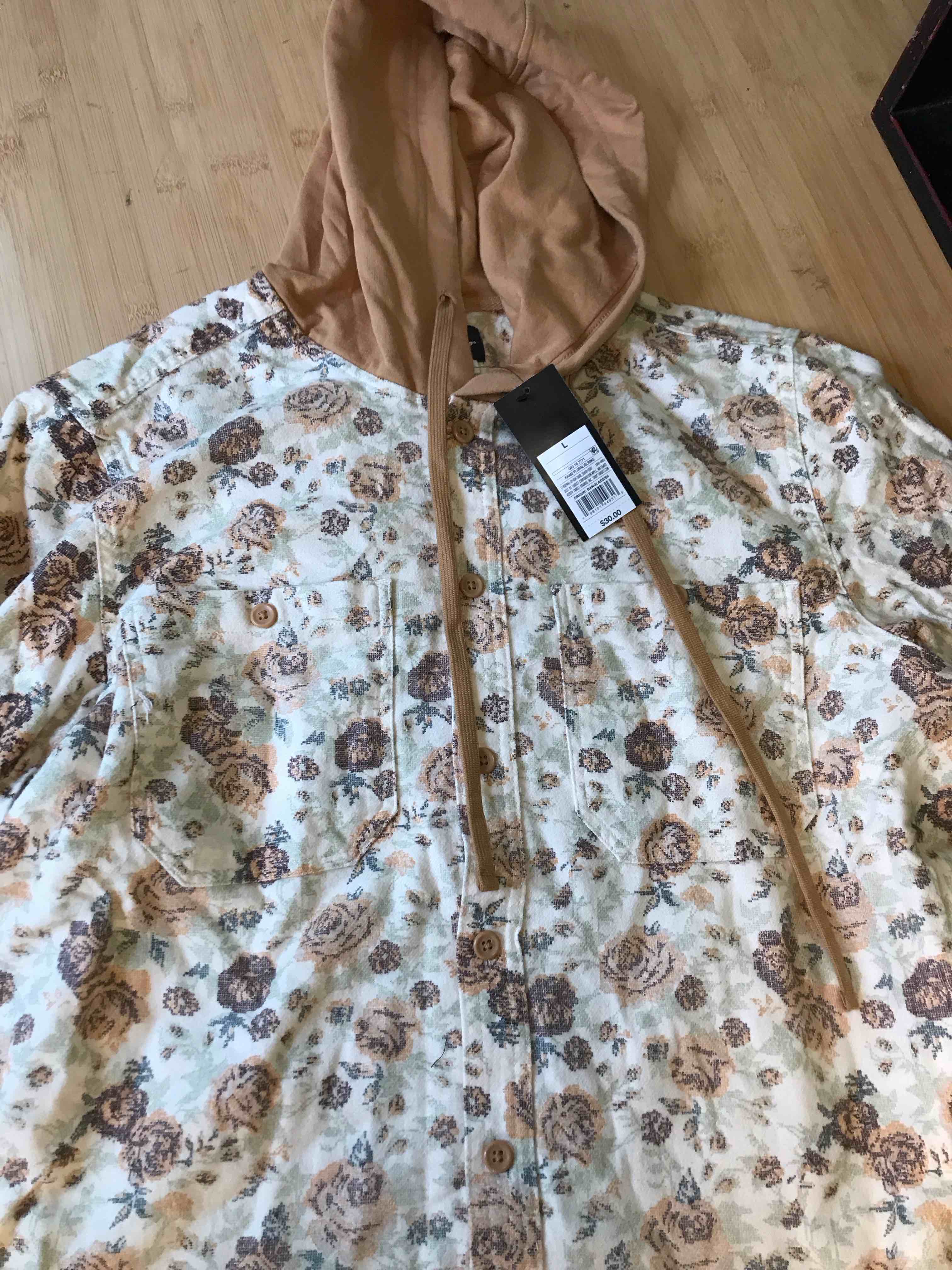 Condition photo showing New/Like New for Men's Hooded Long Sleeve Button-Down Shirt - Original Use™ Khaki Floral Print L: Flannel
