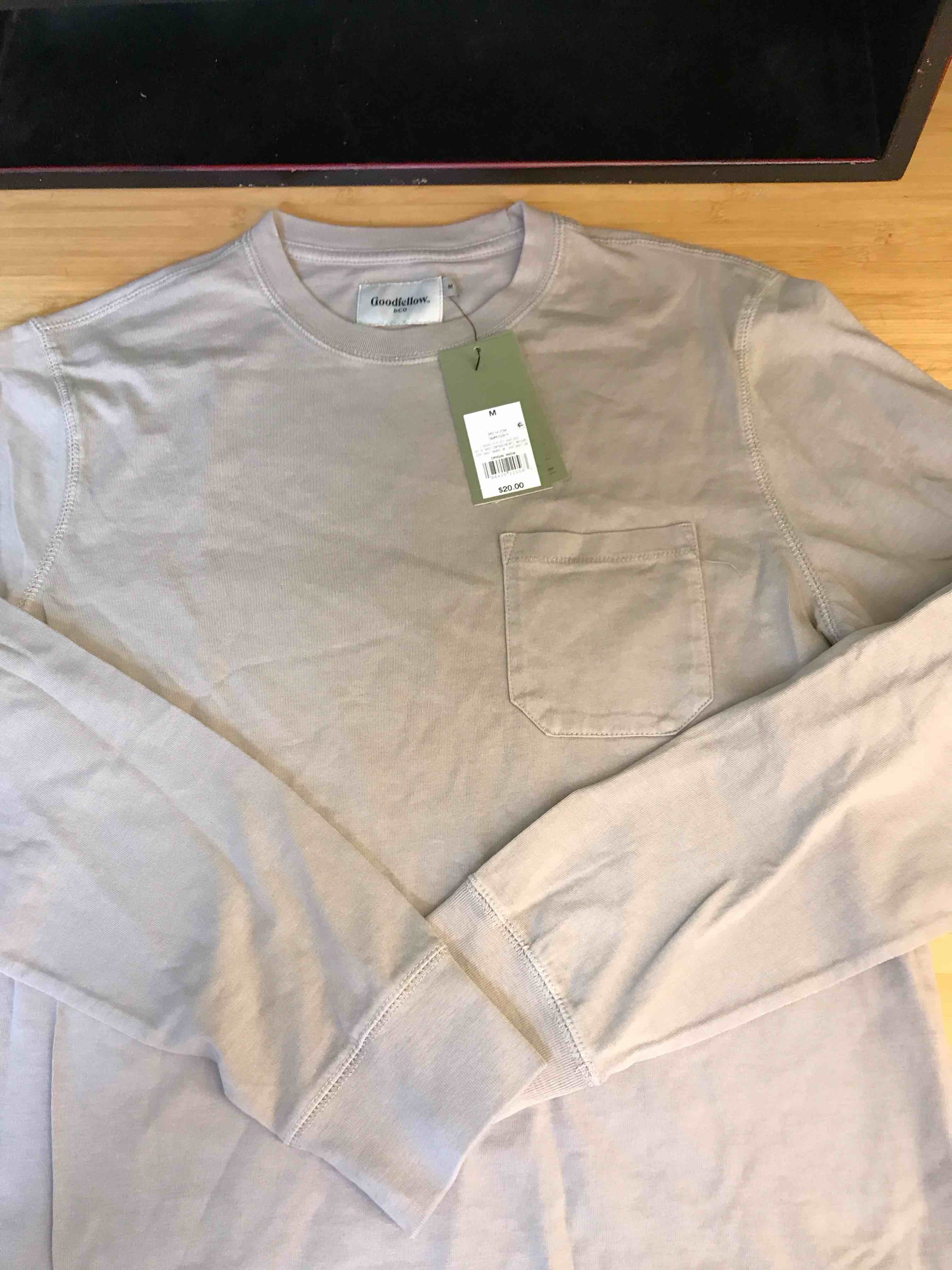 Condition photo showing New/Like New for Goodfellow & Co Men's Long Sleeve Pocket T-Shirt -