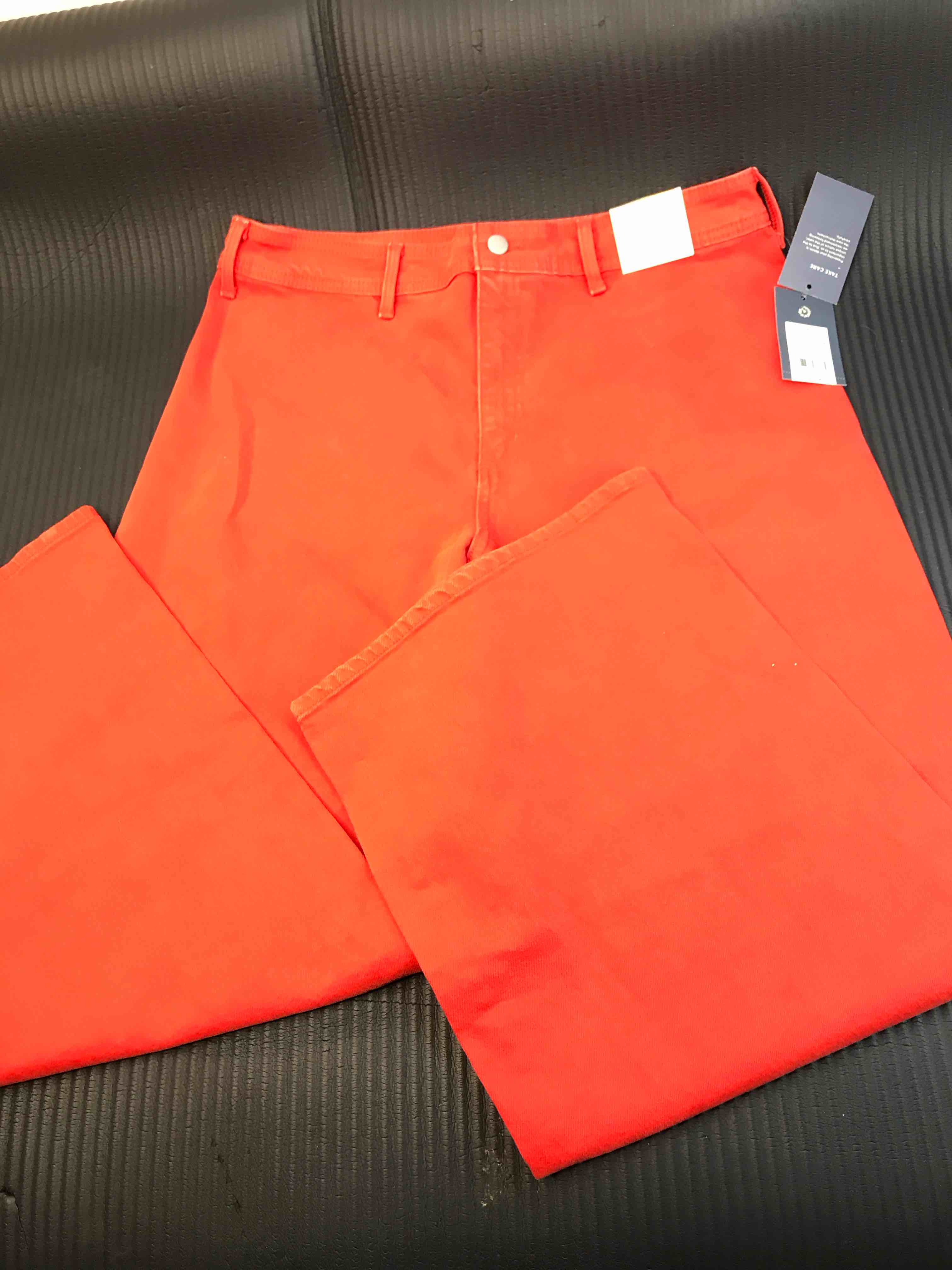 Condition photo showing New/Like New for Women's High-Rise Sailor Wide Leg Ankle Jeans - Universal Thread™ Red 14