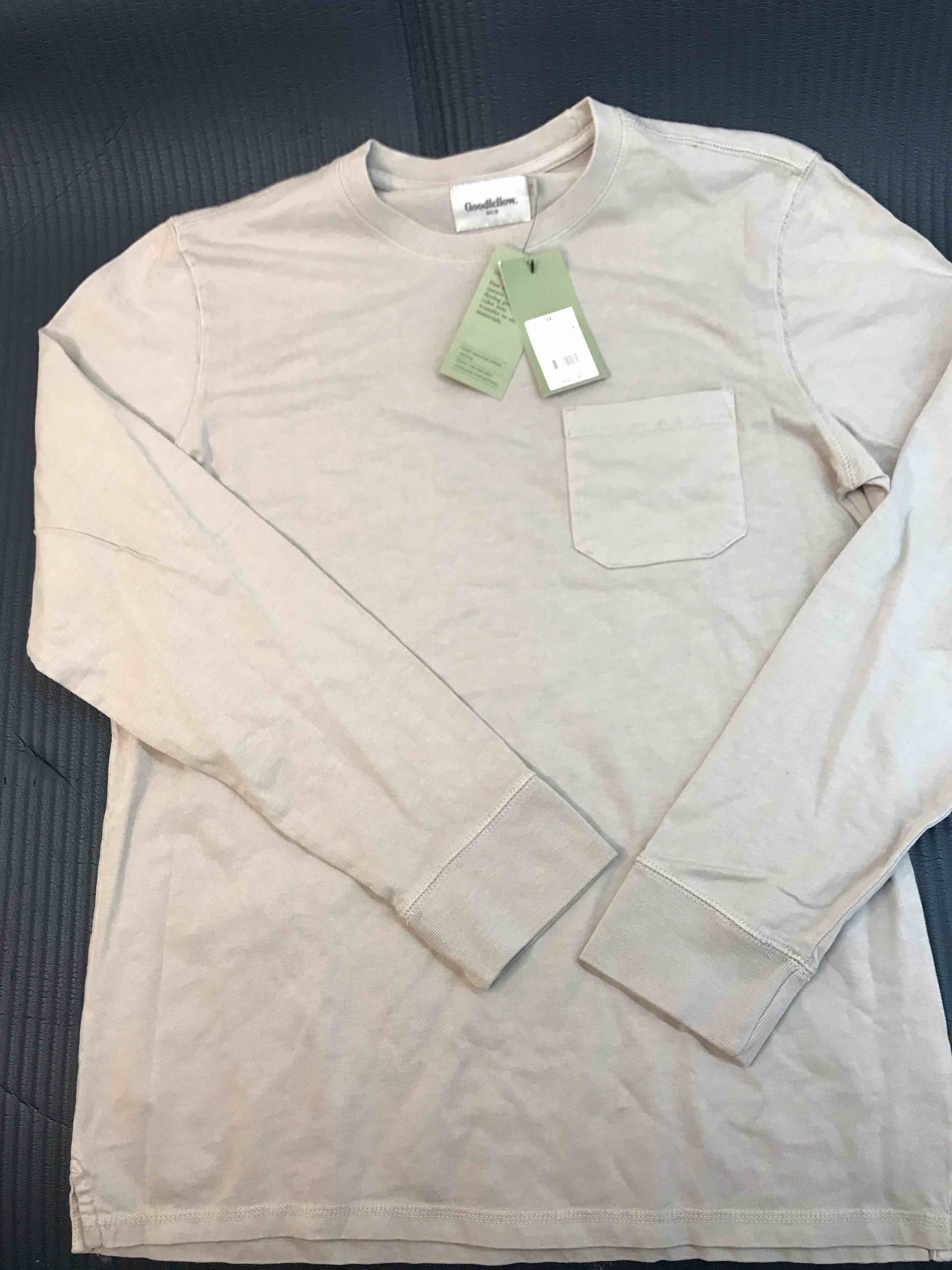 Condition photo showing New/Like New for Goodfellow & Co Men's Long Sleeve Pocket T-Shirt -