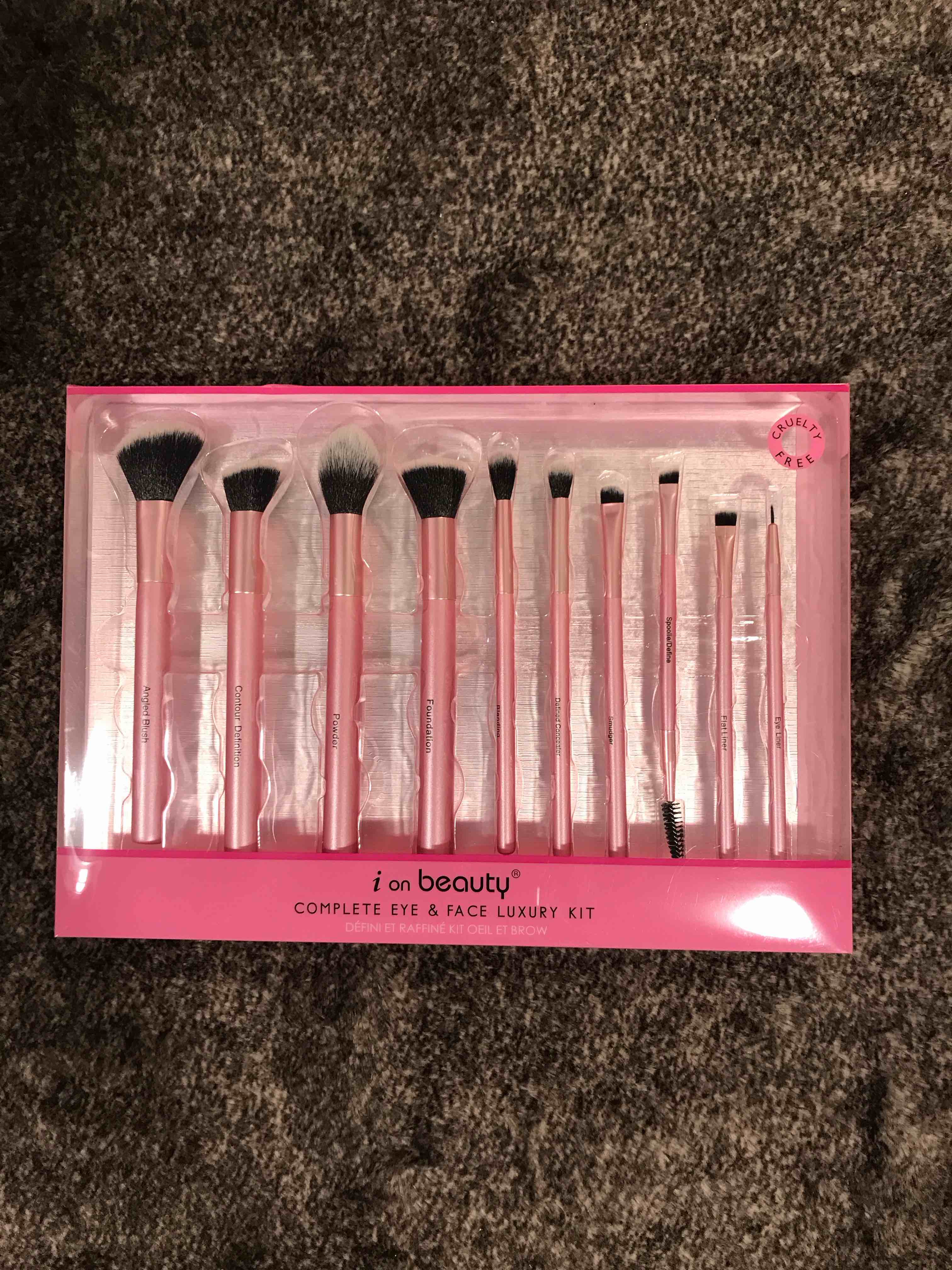 Condition photo showing New/Like New for 10 PCS Glitter Crystal Makeup Brush Set Cute Makeup Brushes Bling Professional Concealer Eye Shadow Eyeliner Blush Lip Blending Synthetic Brushes Tools Kit Face Cosmetics Blending Brushes for Women