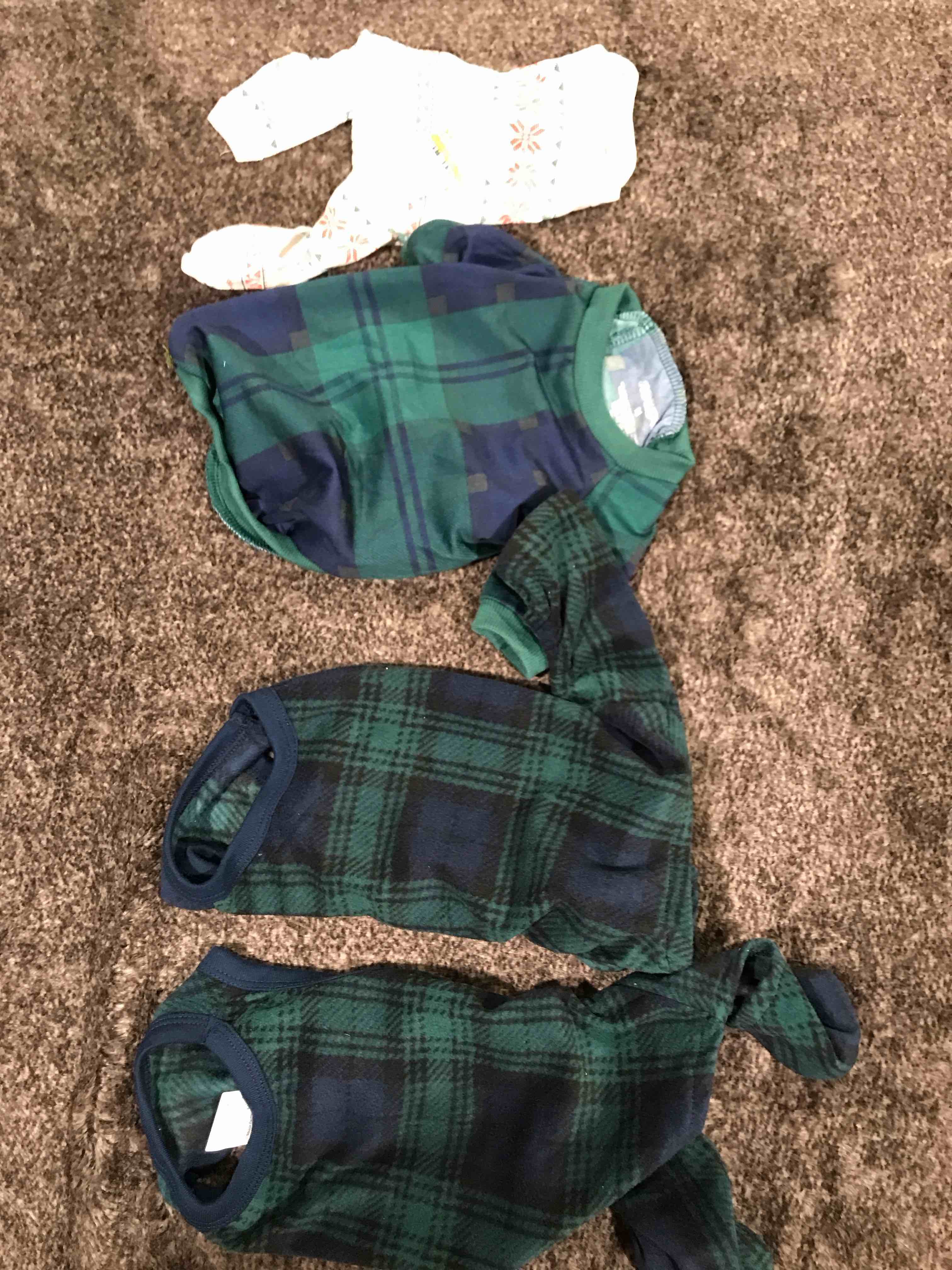 Condition photo showing New/Like New for 3 Pieces Christmas Dog Pajamas Red Buffalo Plaid Jumpsuit Puppy Pet Pajamas Buffalo Check Cute Apparel for Small Medium Dog Cat Chihuahua Puppy Christmas Costume(M (fit 5.5-7.7lbs))