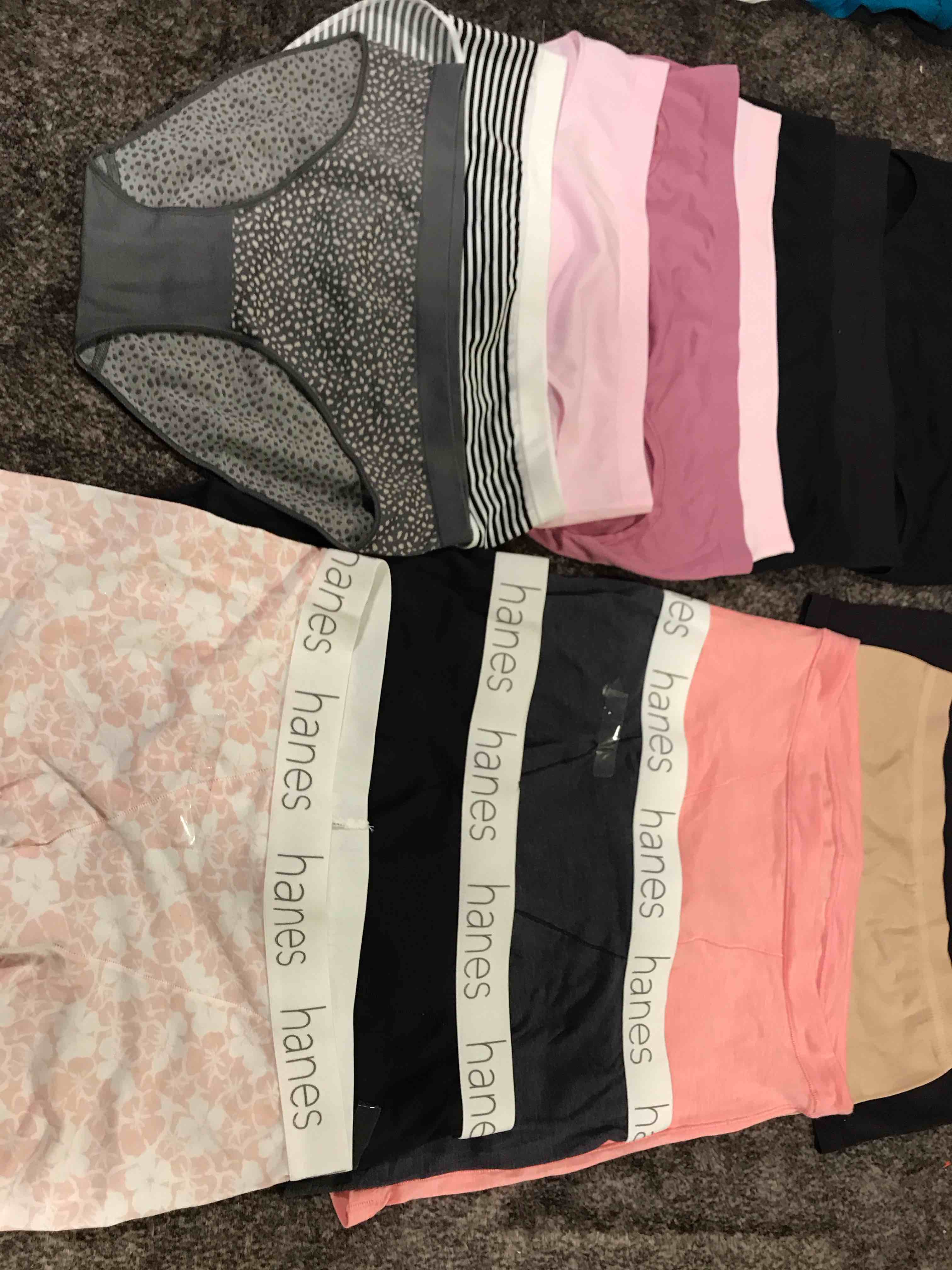 Condition photo showing New/Like New for Assorted Women’s 6/M undies 14ct.