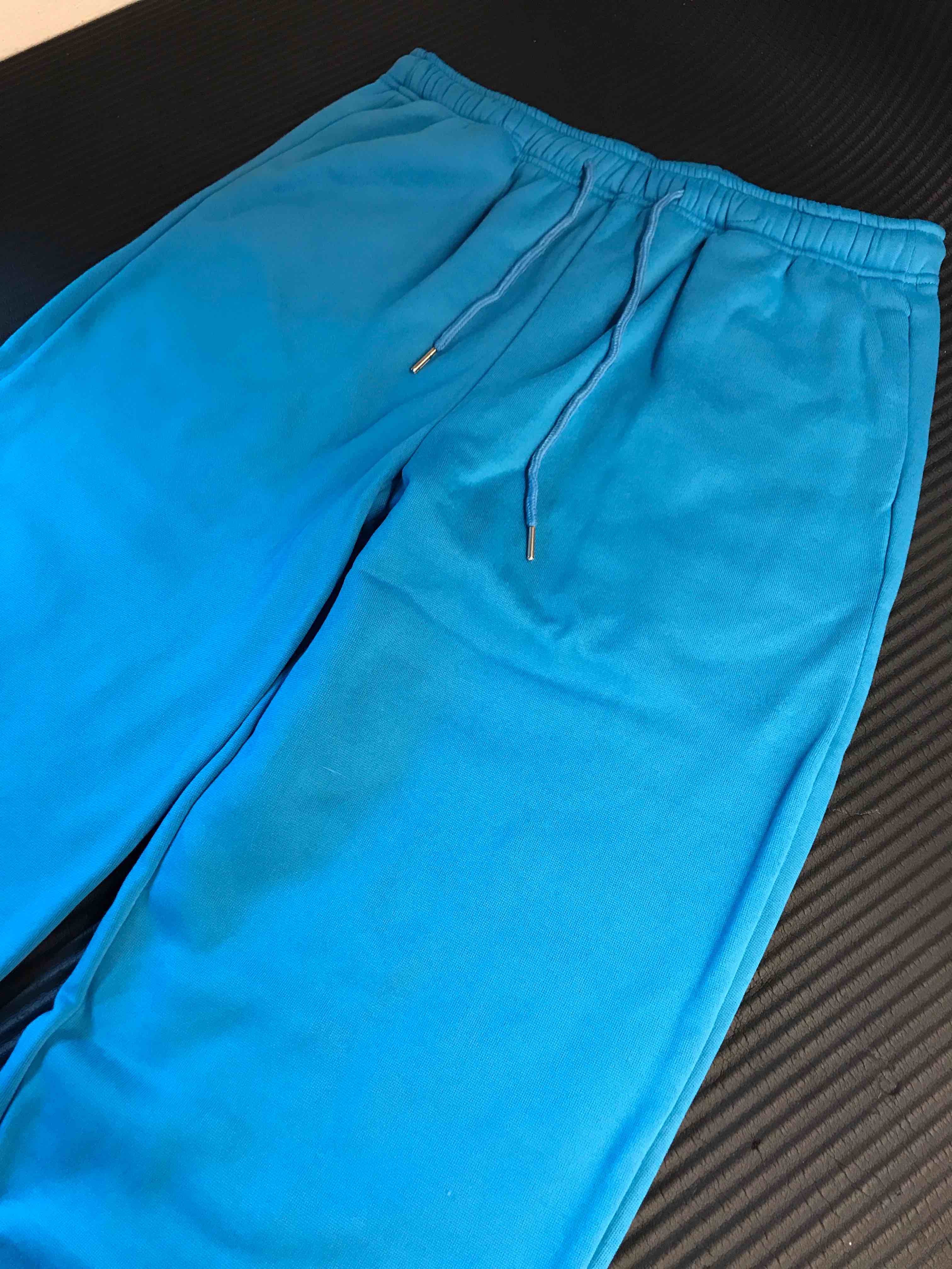 Condition photo showing New/Like New for Amazon Essentials Men's Relaxed Fit Jogger Pants, Lightweight French Terry Loungewear