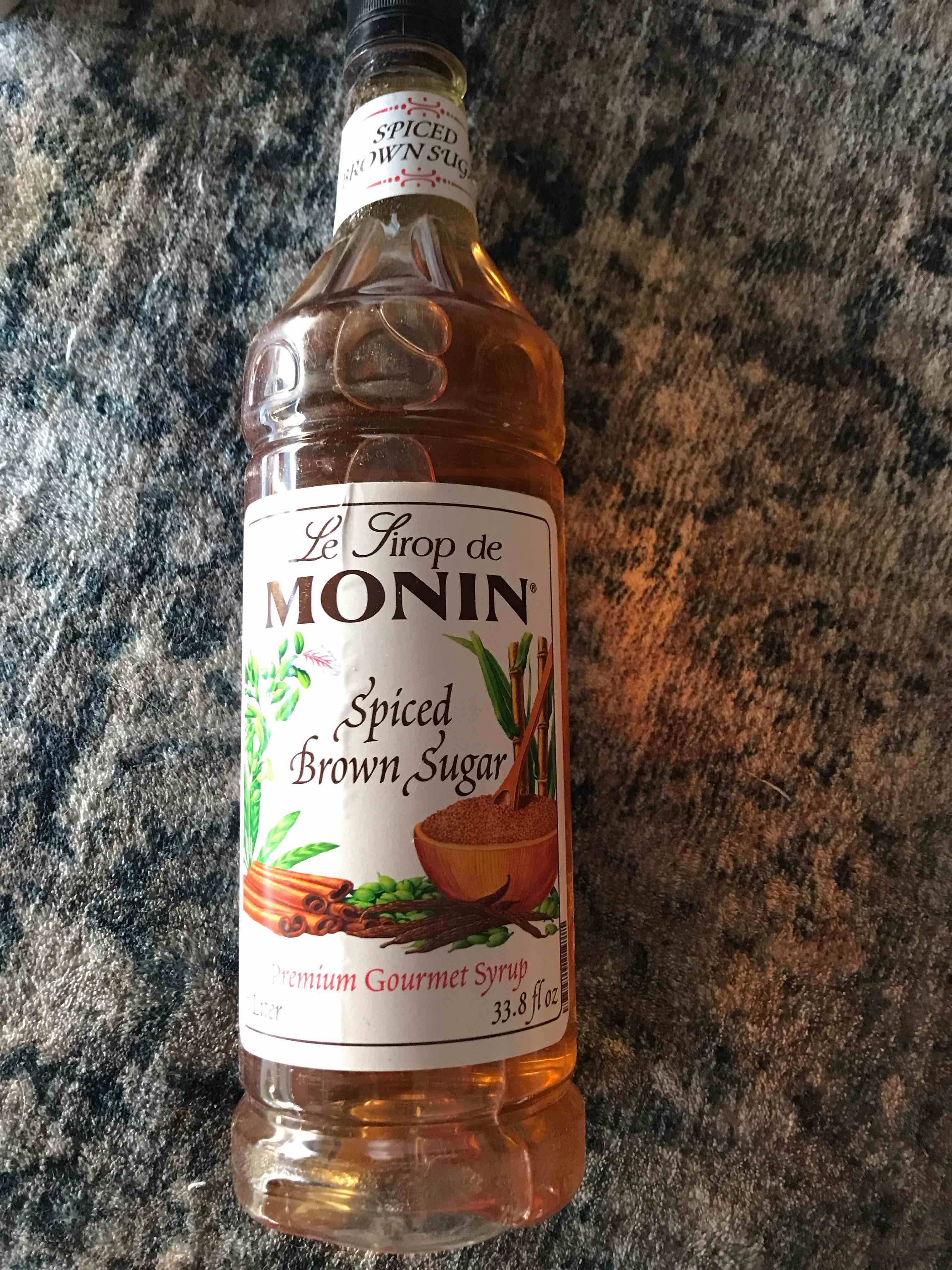 Condition photo showing New/Like New for Monin - Spiced Brown Sugar Syrup, Sweet With Hints of Cinnamon, Natural Flavors, Great for Coffee, Desserts, Ciders, and Cocktails, Non-GMO, Gluten-Free (1 Liter) (B07SW6V51R)