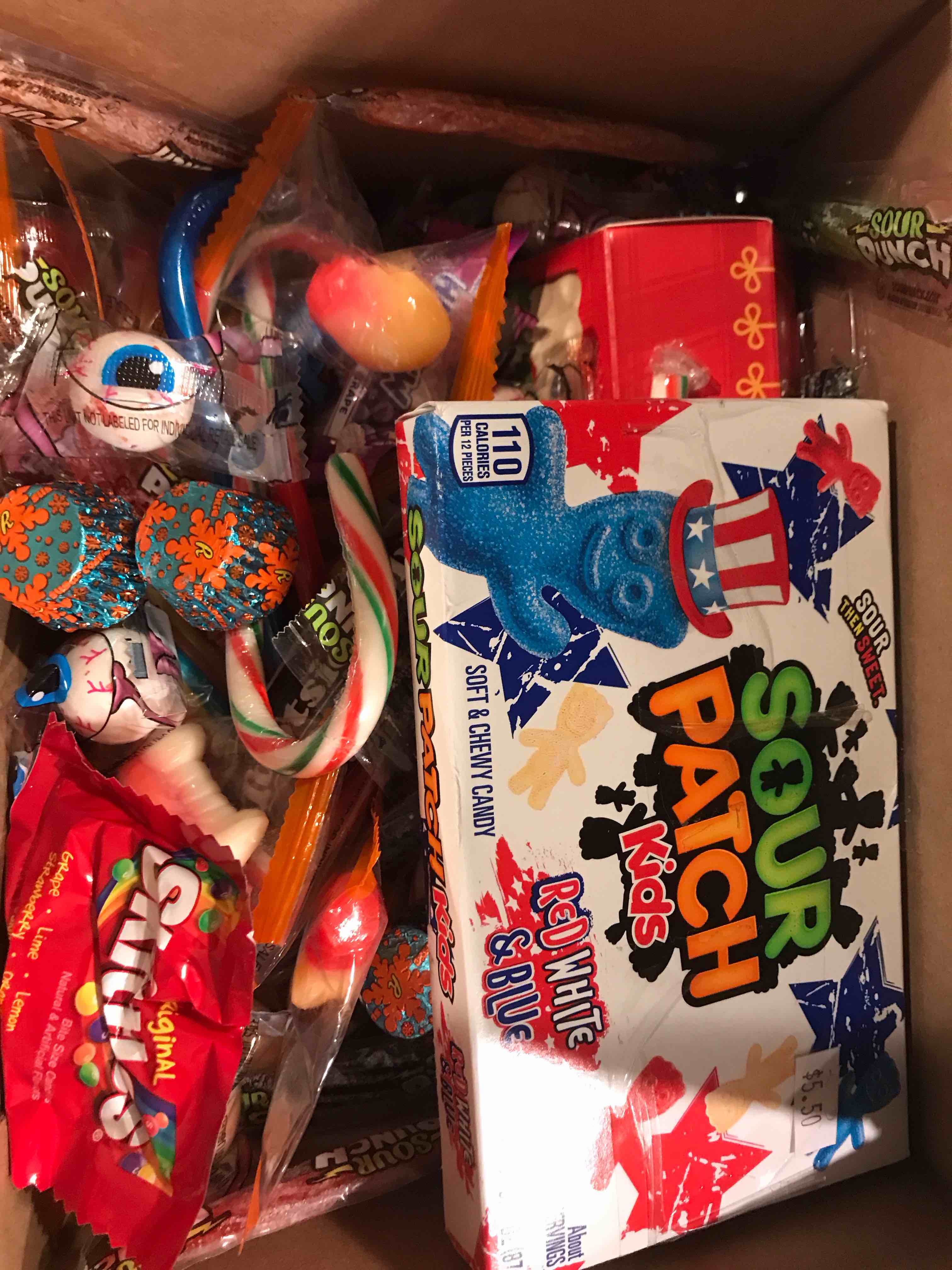 2lbs. Assorted Candy box