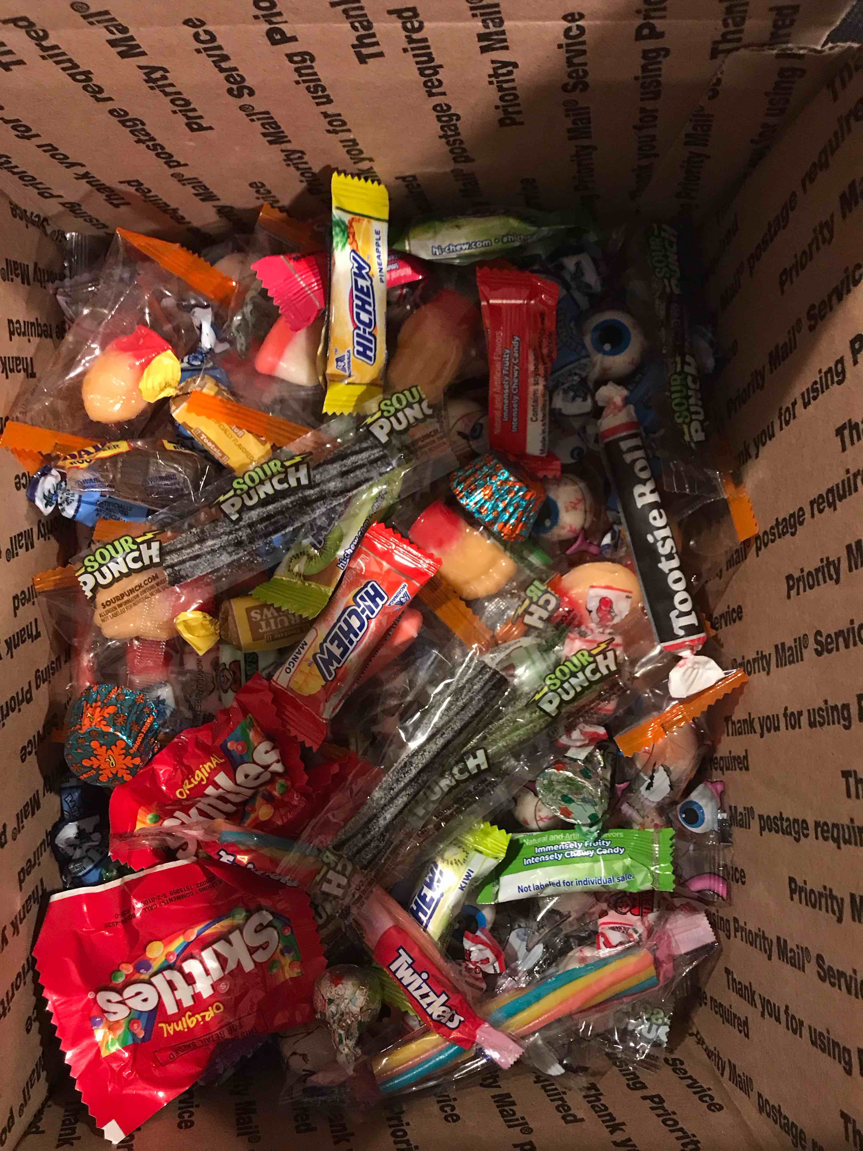 2lbs. Assorted Candy box