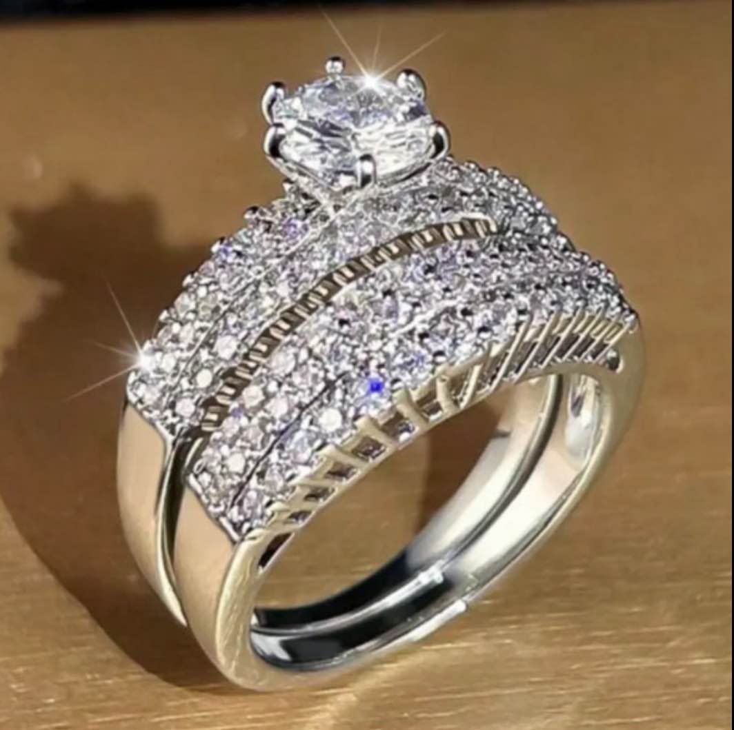 Beautiful 925 Silver Plated Sapphire Ring Sz 8