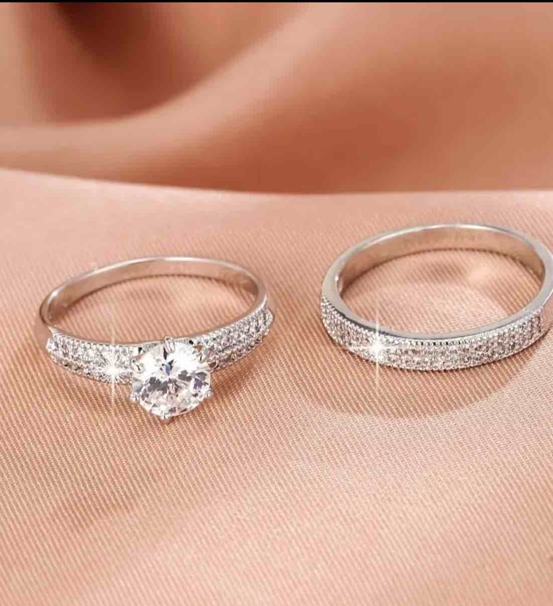 Beautiful 925 Silver Plated Sapphire Ring Sz 8