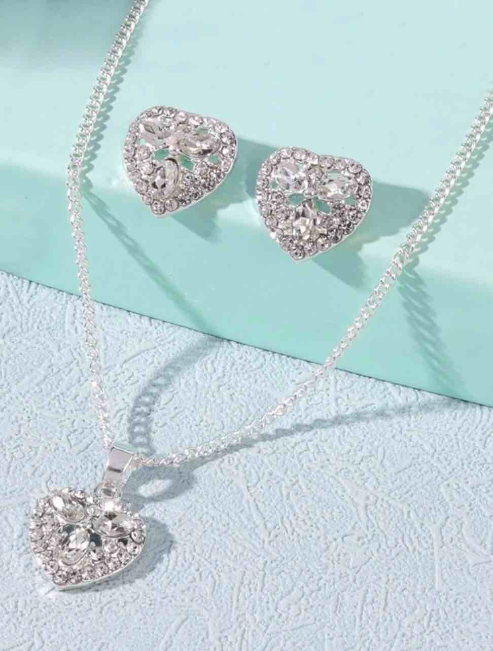 Beautiful 925 Silver Plated Heart earrings and Necklace 