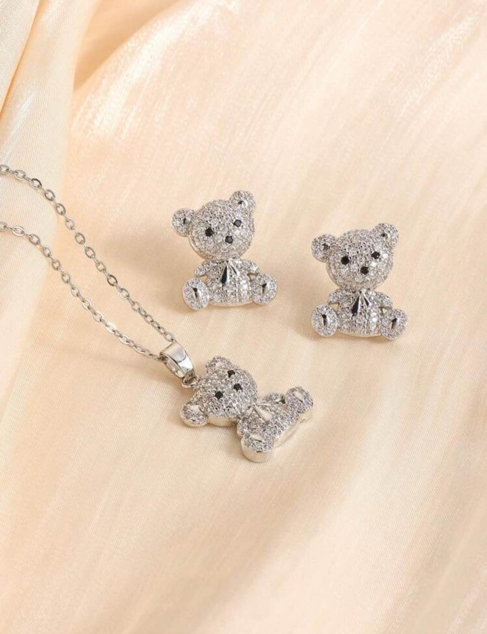 Beautiful 925 Silver Plated Sapphire Teddy Bear Necklace and Earrings
