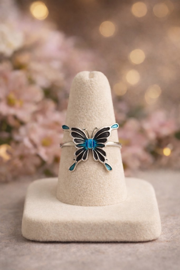 beautiful 925 silver plated ring 