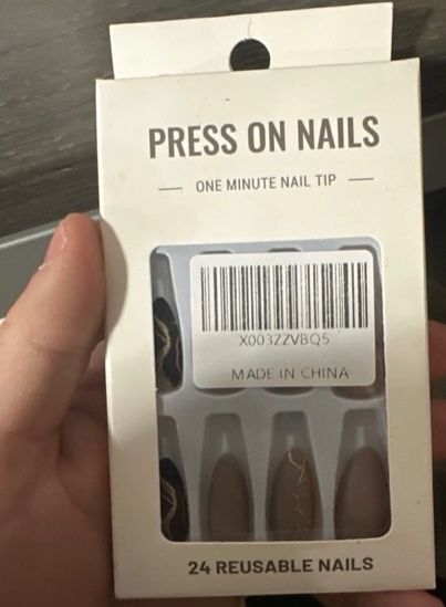 Almond Press on Nails Medium Length Fake Nails, LPOODDNU Black Press on Nails Matte False Nail Tips with Gold Strips Glossy Full Cover Glue on Nails Reusable Stick on Nails for Women Manicure Decor