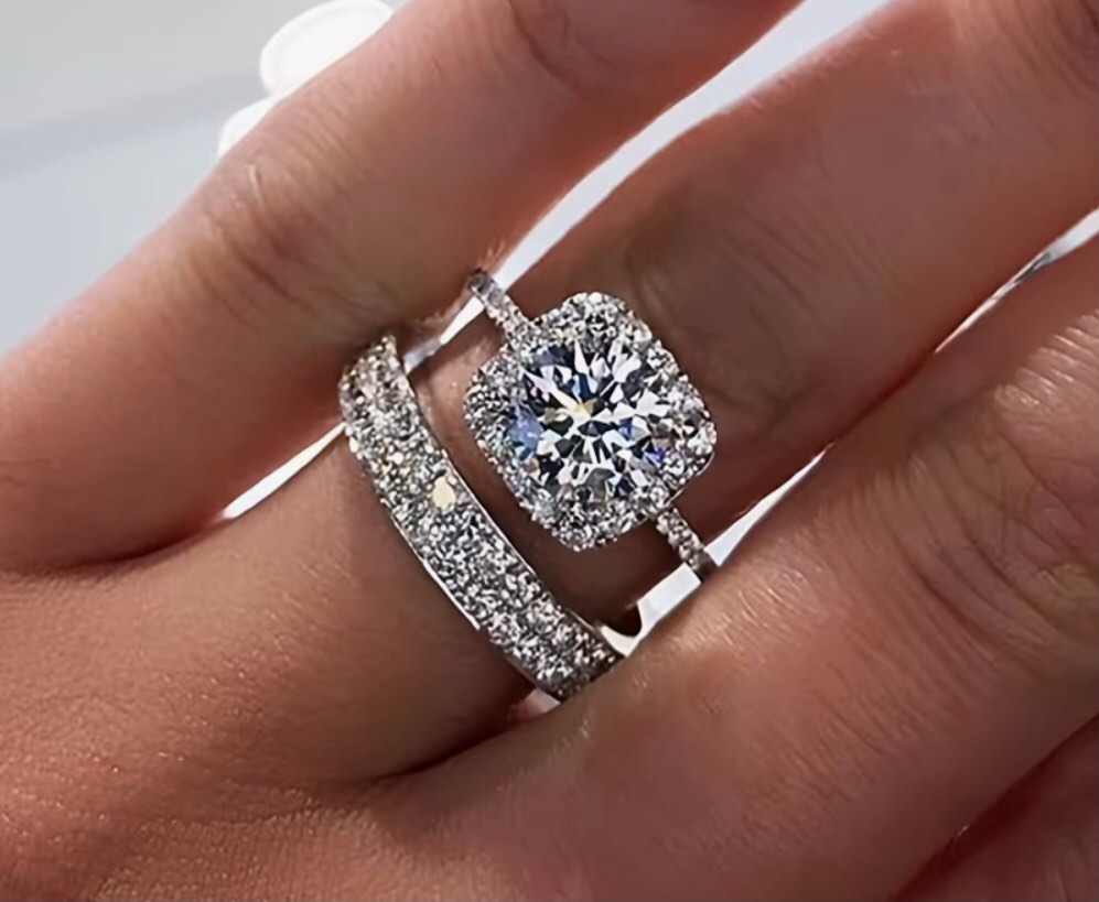 Elegant 2pcs Engagement Ring Set - Princess Cut Synthetic Cubic Zirconia, Alloy, Four-Prong, No Plating - Simple & Elegant Design for Daily & Wedding Occasions, December Birthstone, Christmas Gift Jewelry