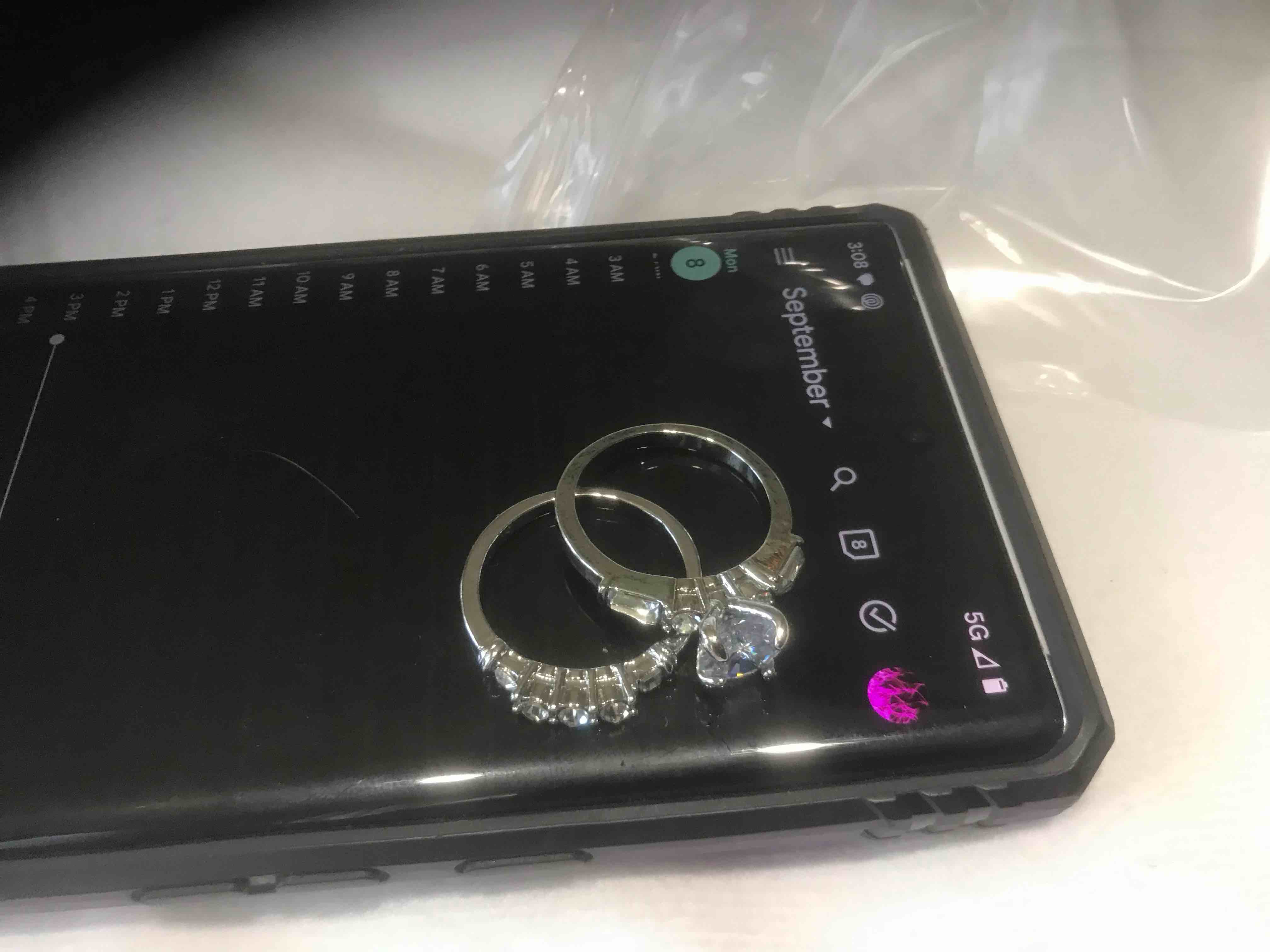women’s size 9 wedding set
