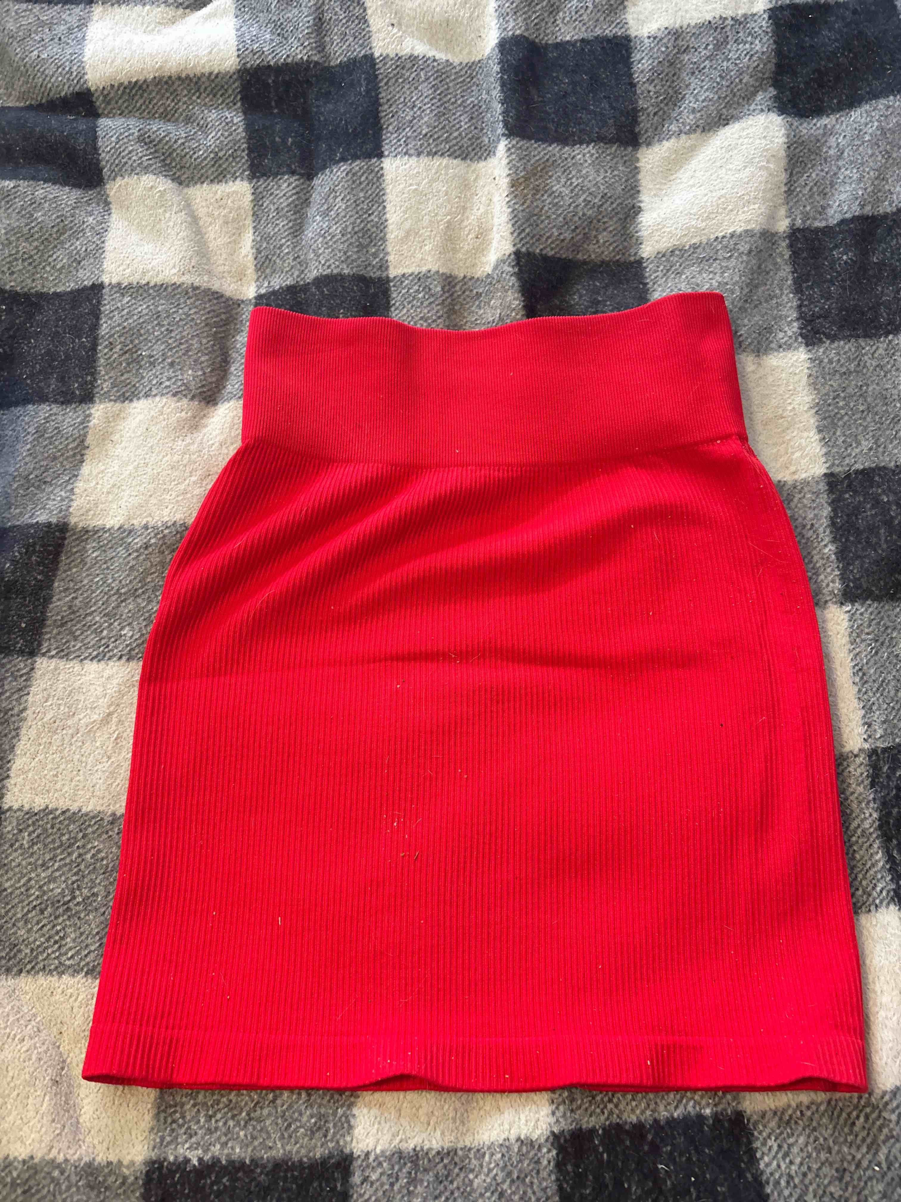 skirt size small