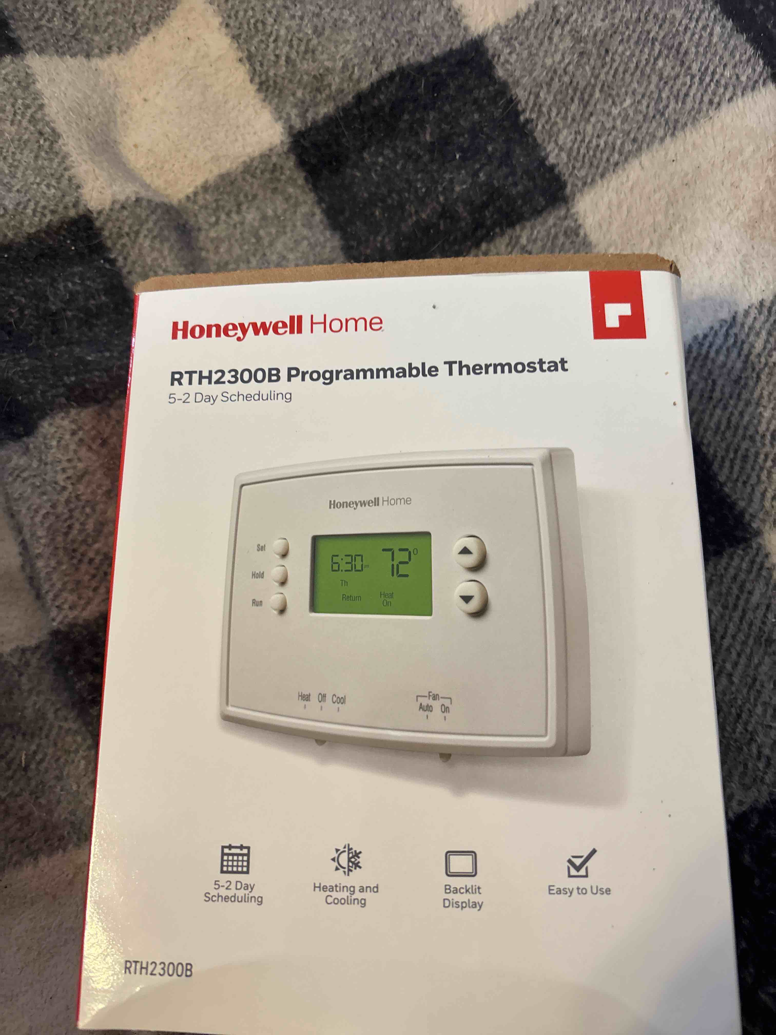 Honeywell Home RTH2300B 5-2 Day Programmable Thermostat