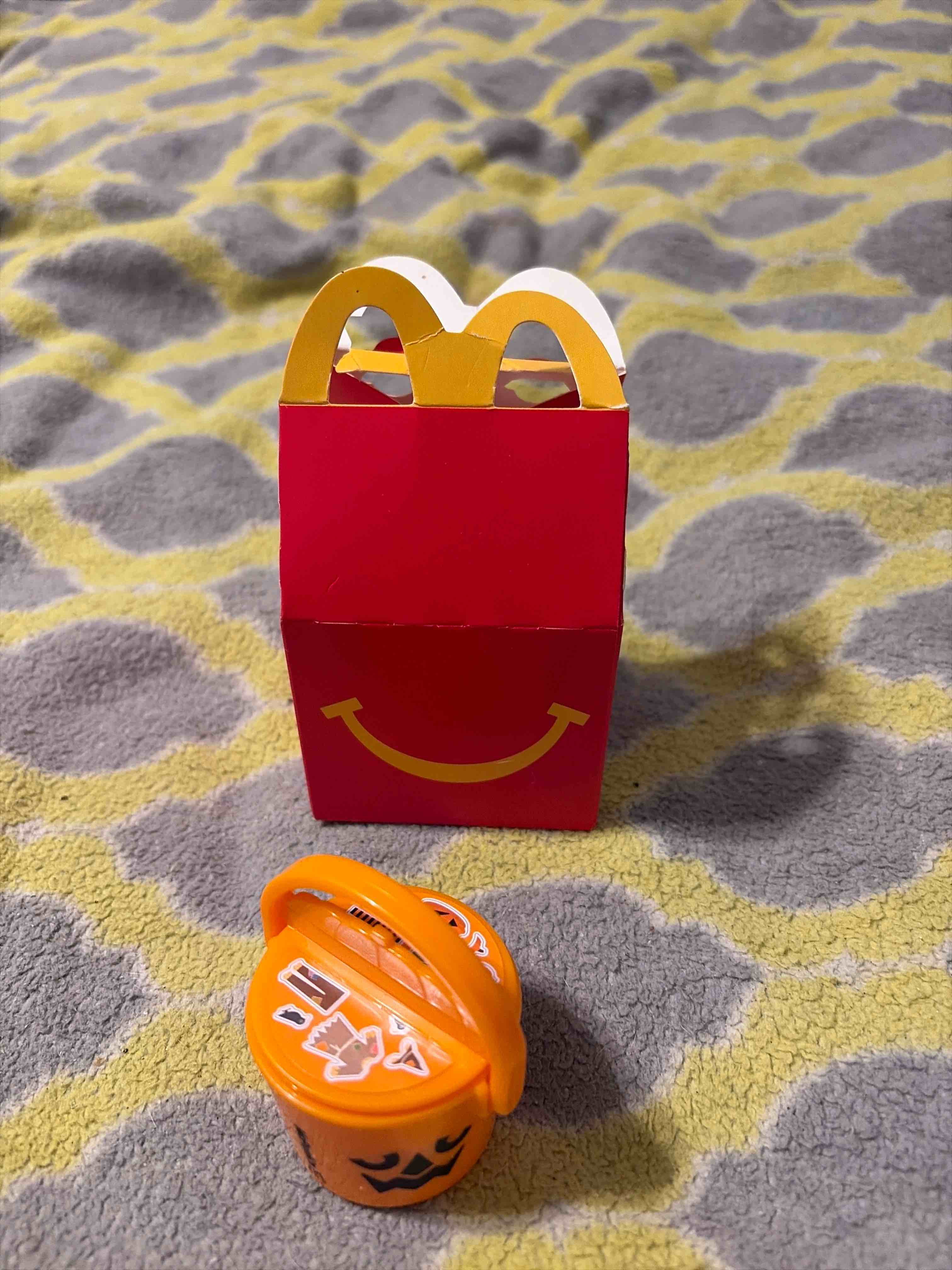 McDonald’s happy meal toy Halloween bucket 