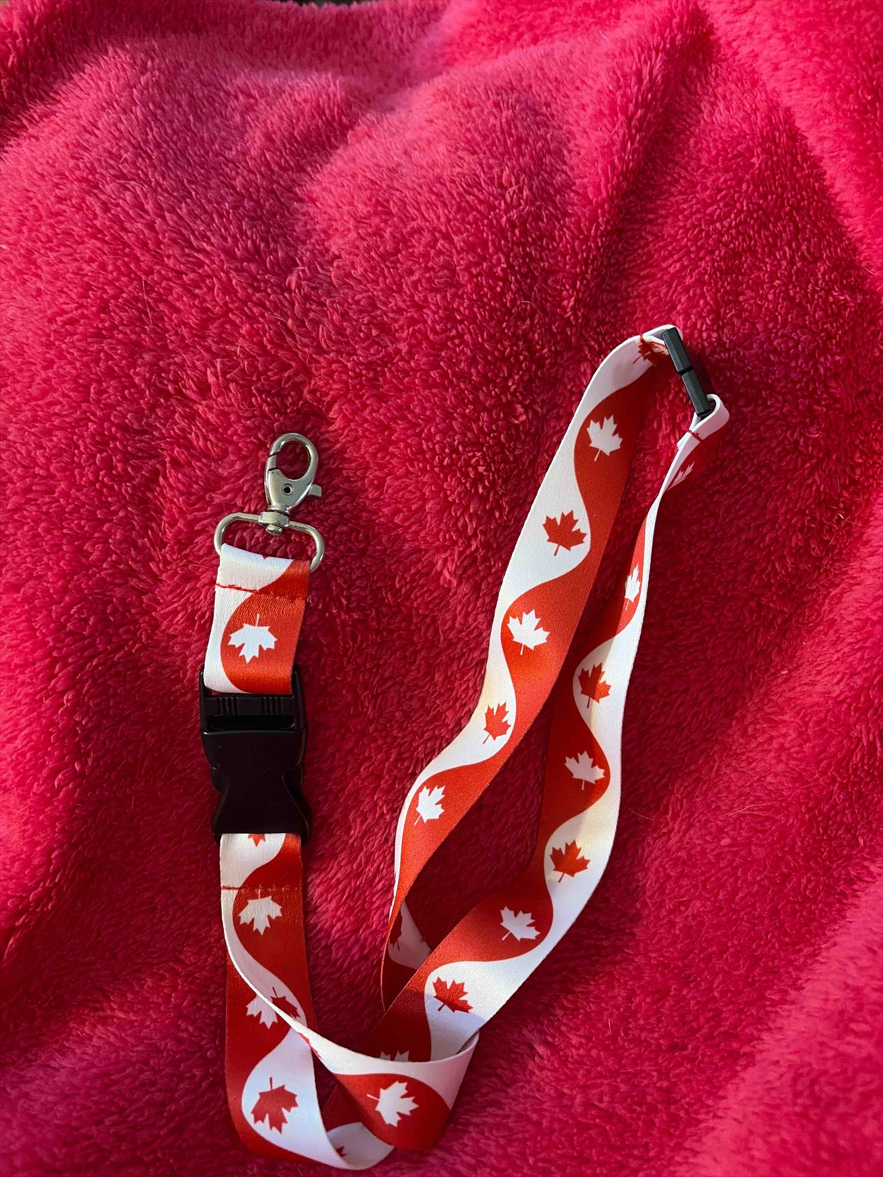 Canadian breakaway lanyard