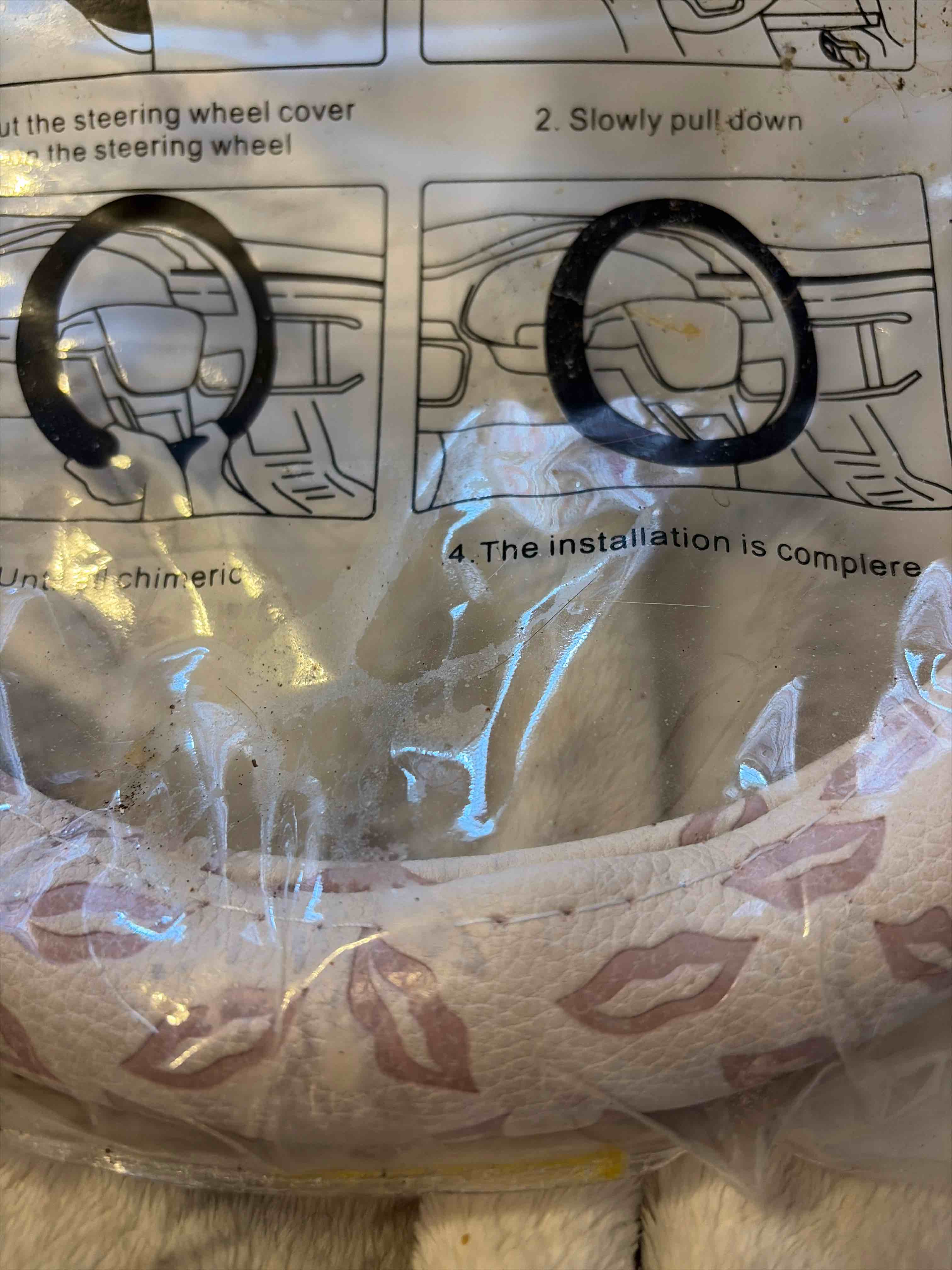 Condition photo showing New/Like New for steering wheel cover lips 