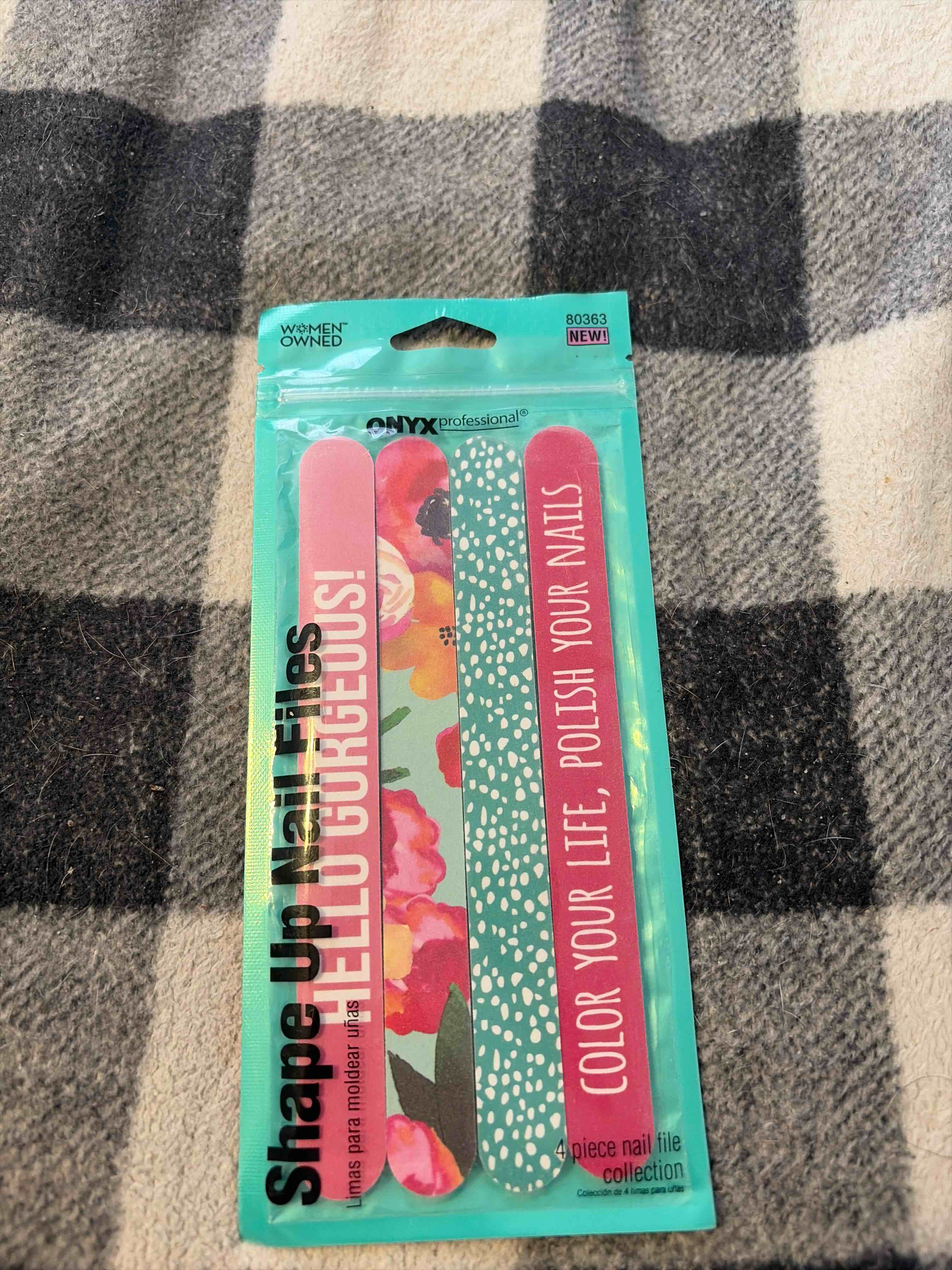 Condition photo showing New/Like New for 4 pack onyx nail files 