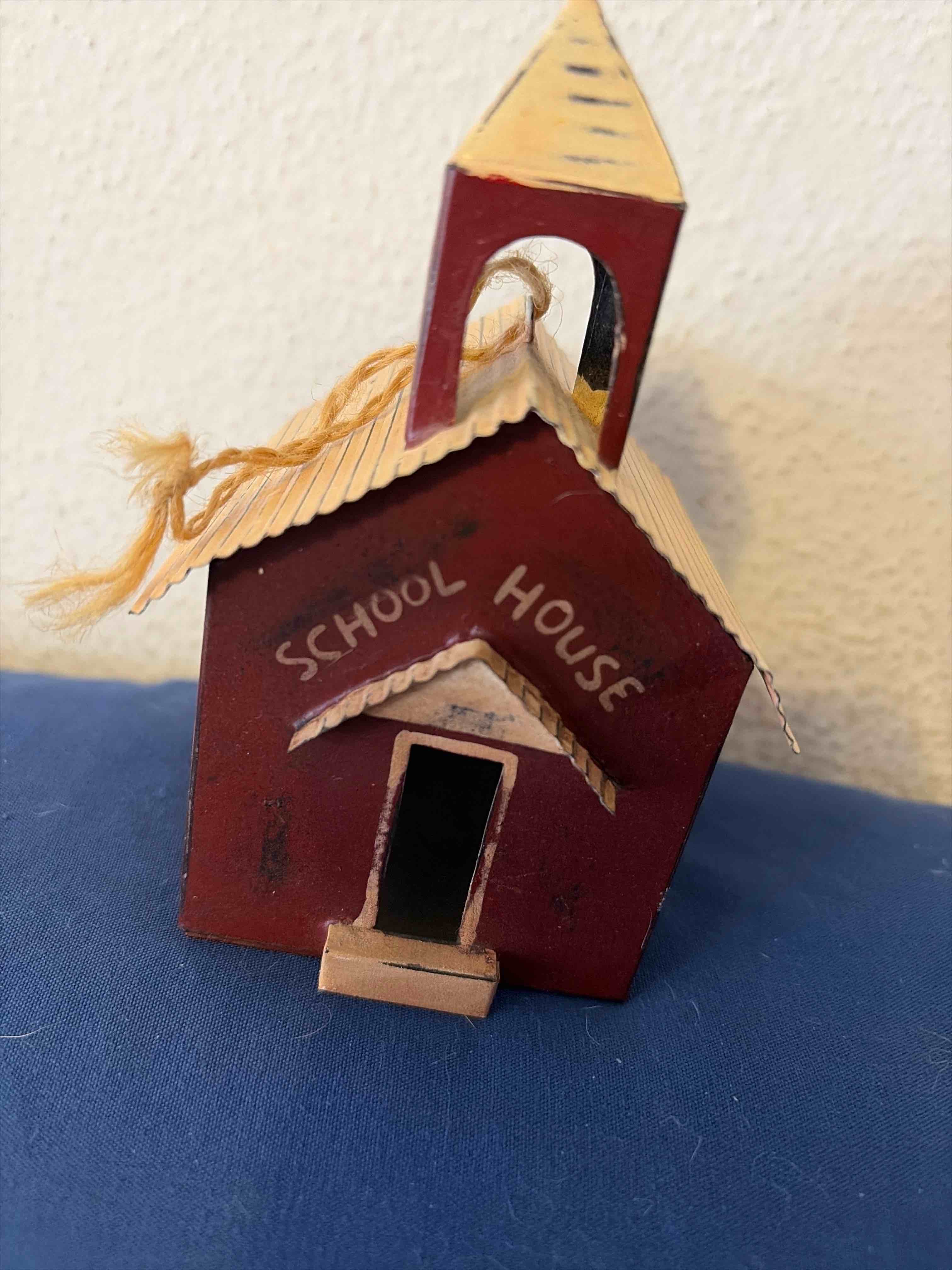 Condition photo showing New/Like New for Metal vintage schoolhouse