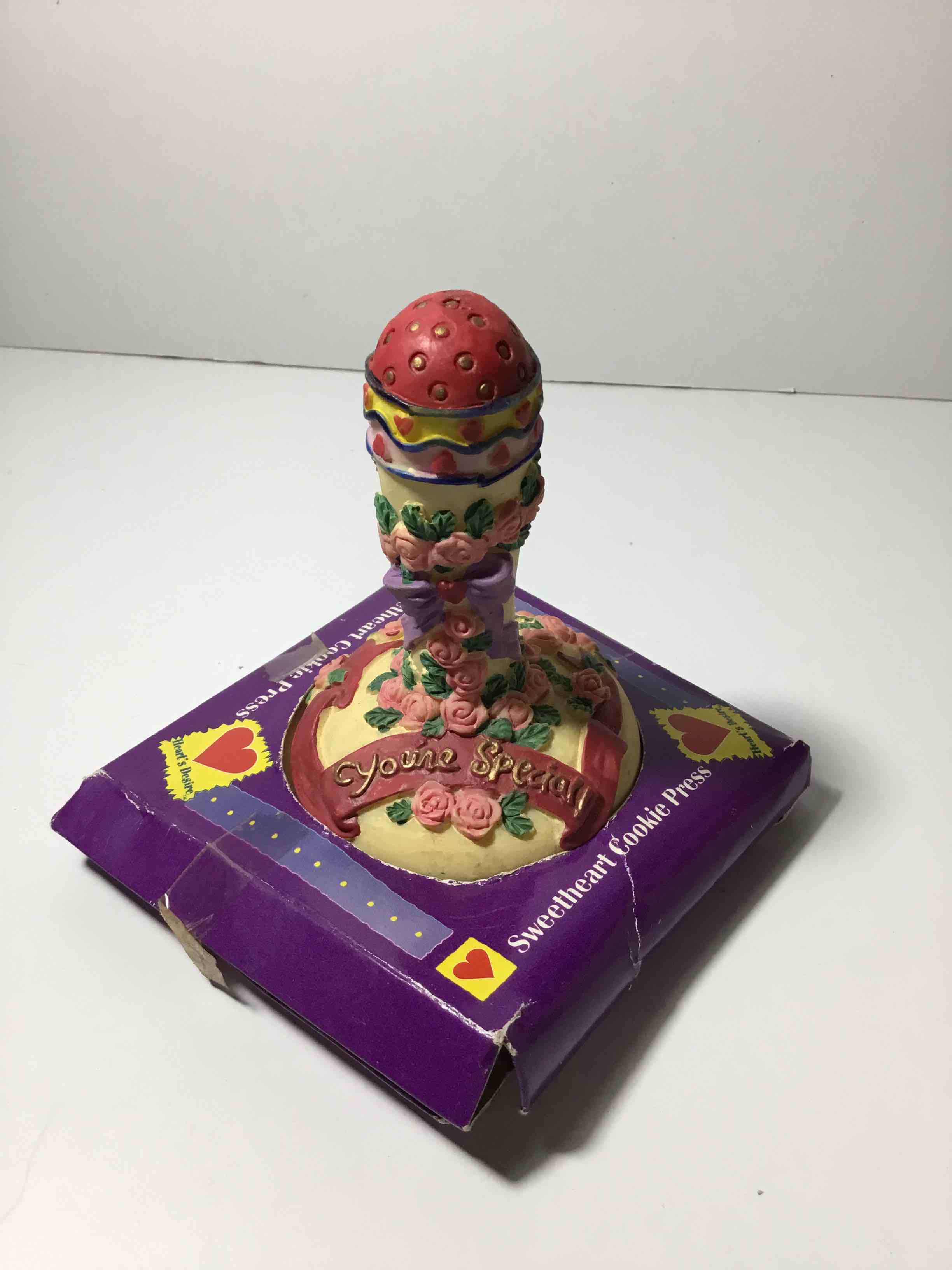 Sweetheart Cookie Press.