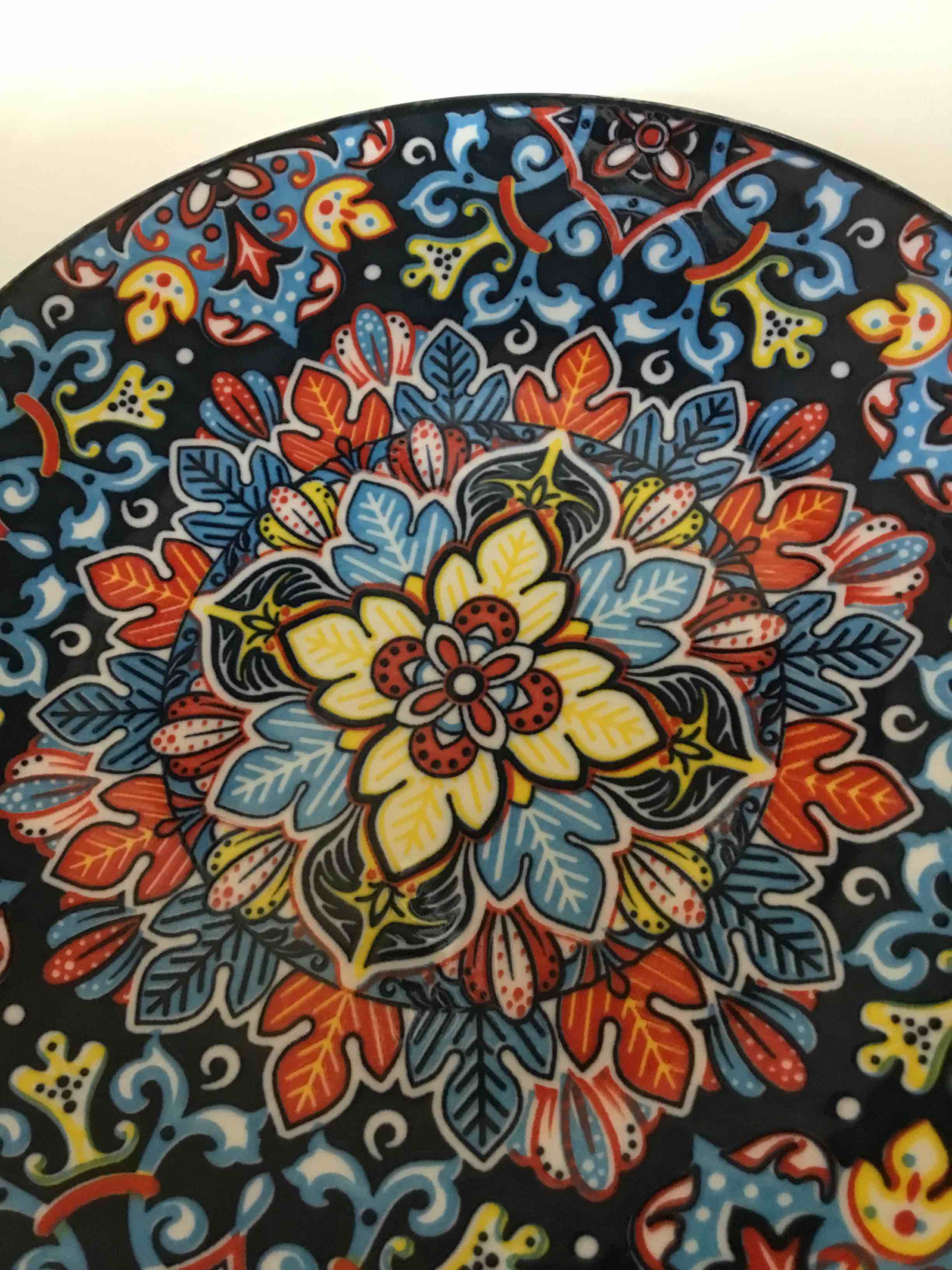 Vancasso Bohemian style 8 1/2 inch plate