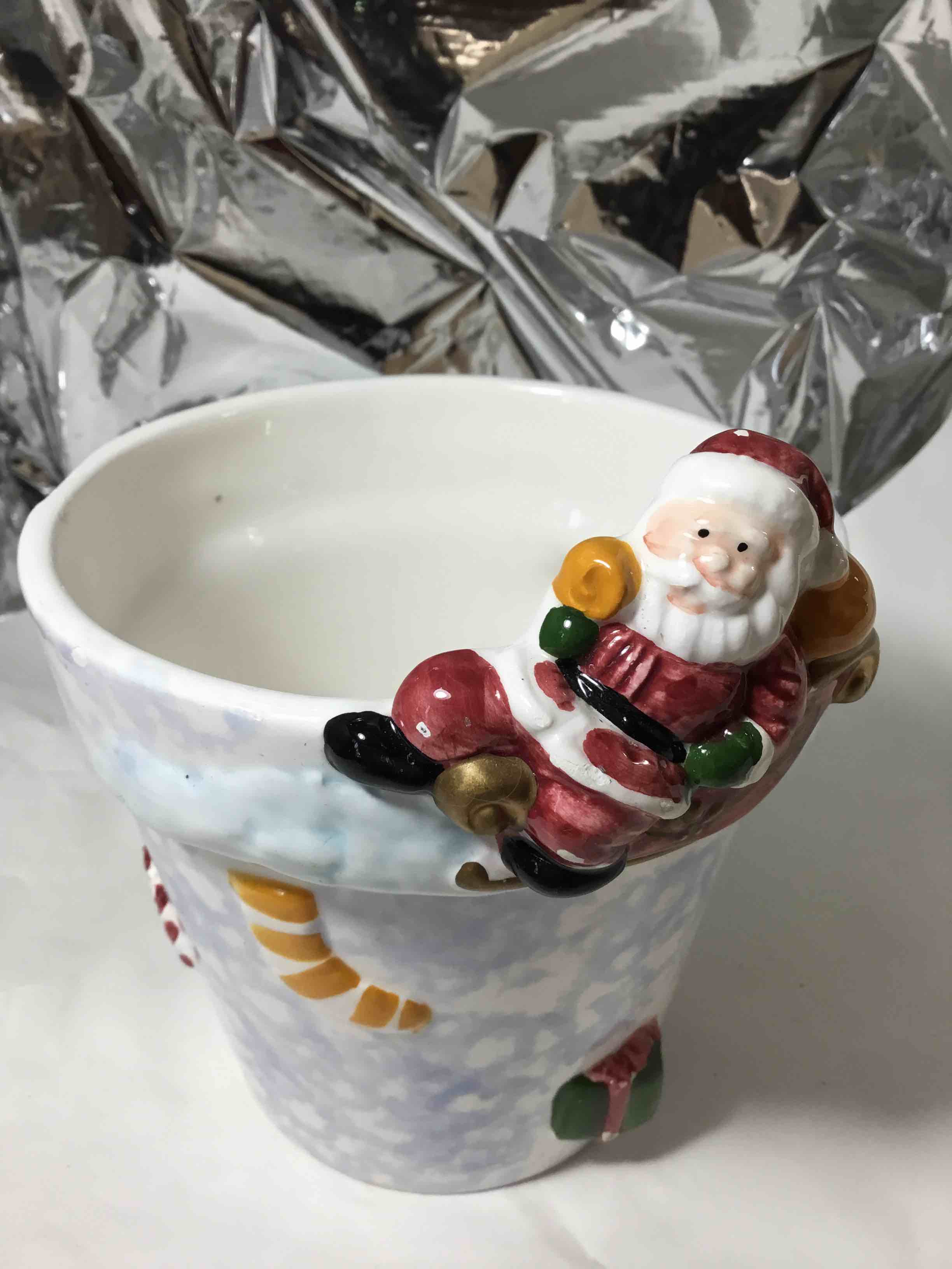  Sleigh Santa ceramic planter 