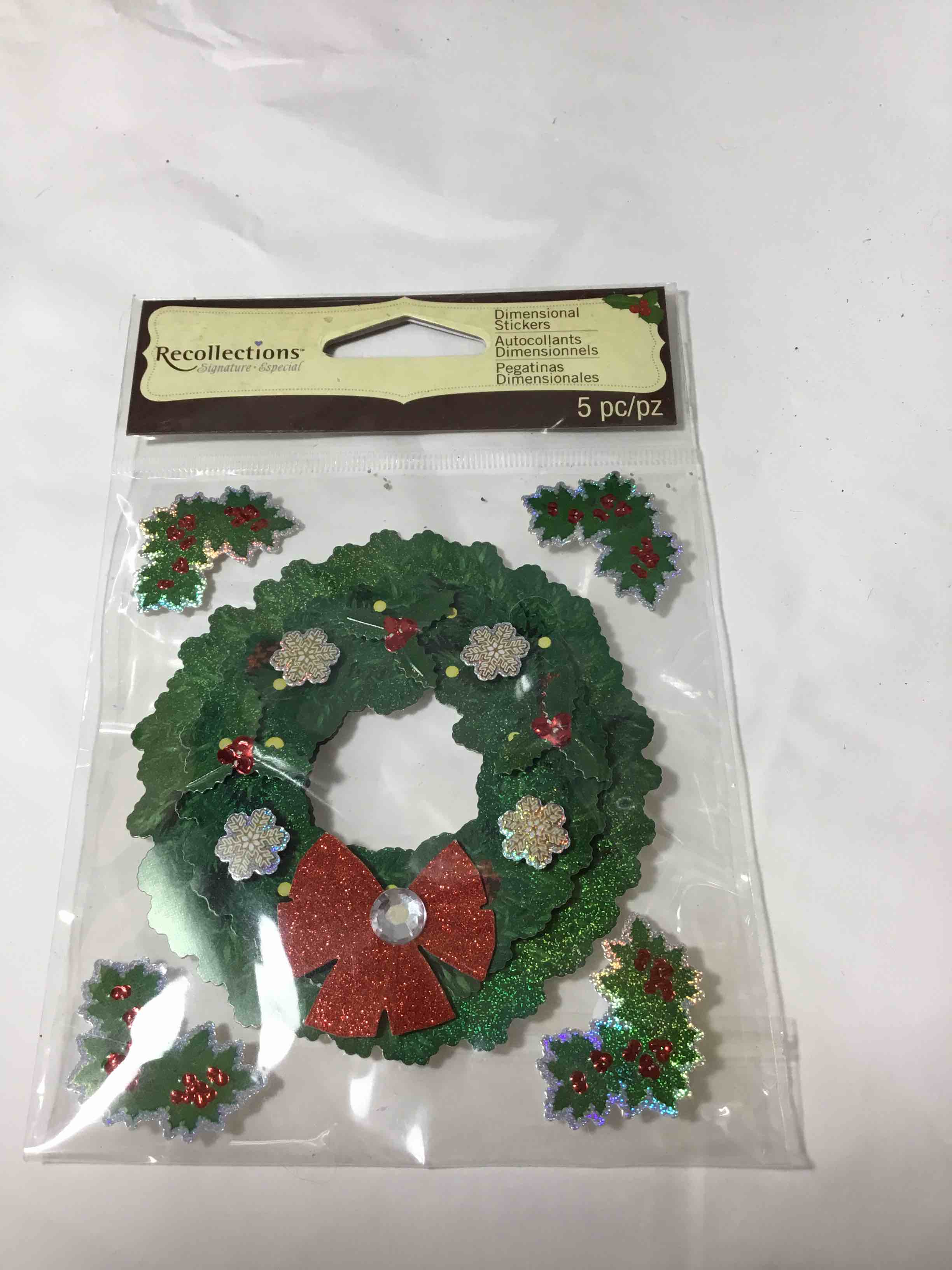 Classic Recollections Christmas Wreath & Holly Dimensional Stickers Cs0089