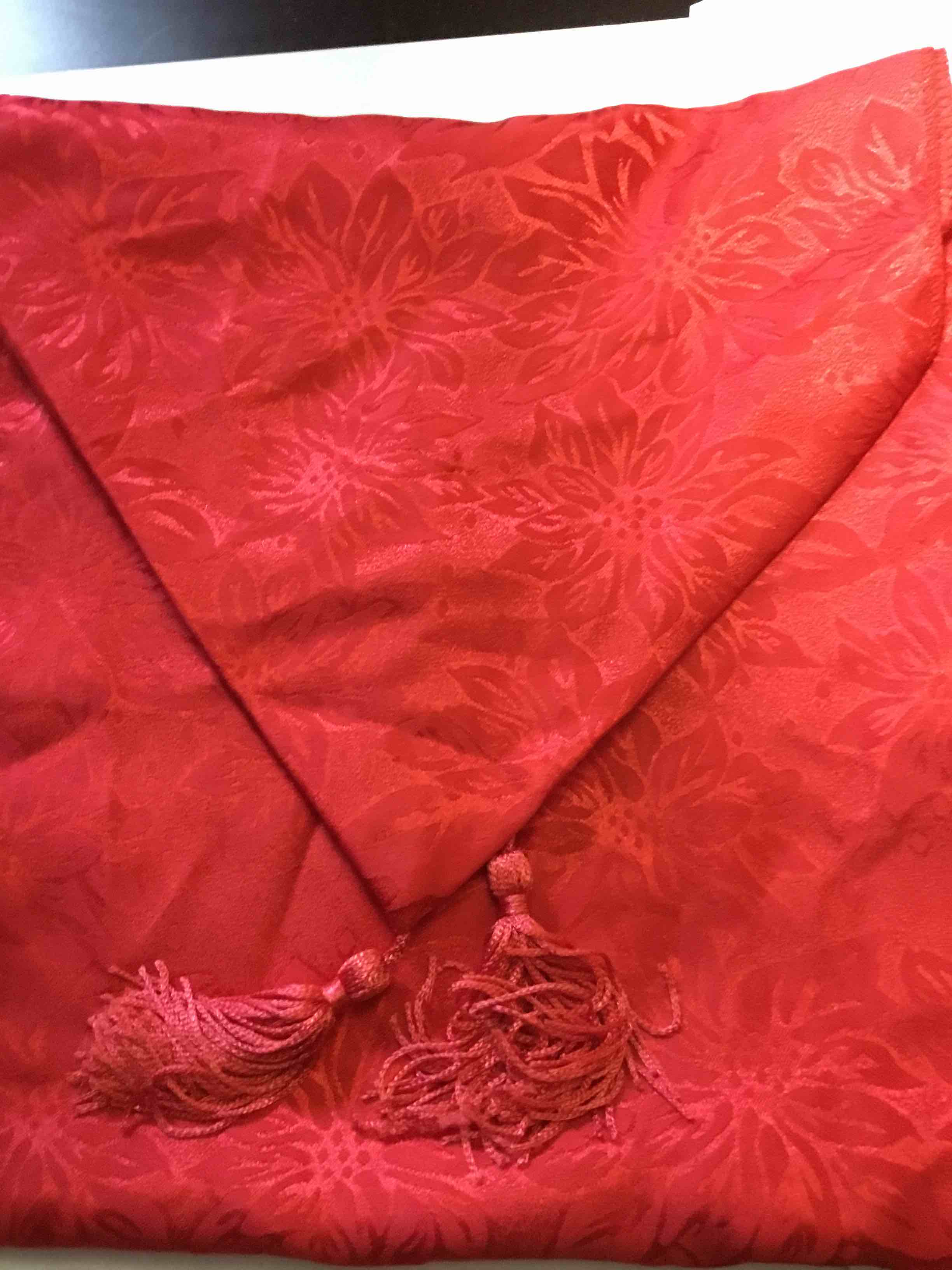 Holiday 70" Table Runner Red Poinsettias W/ Red Tassels Polyester Christmas