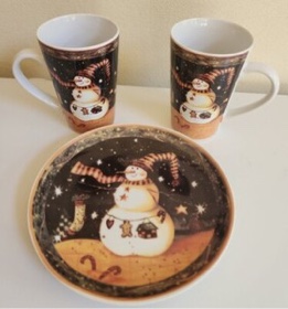 Sherwood Brands Christmas Snowman 7.5" Plate and Two 5" Mugs Holiday Decor Set