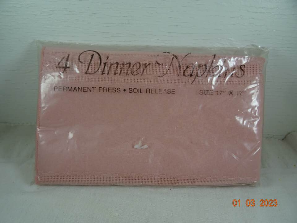 Vintage Bardwil Linens Dinner Napkins Rose Pink 17" set of 4 NEW