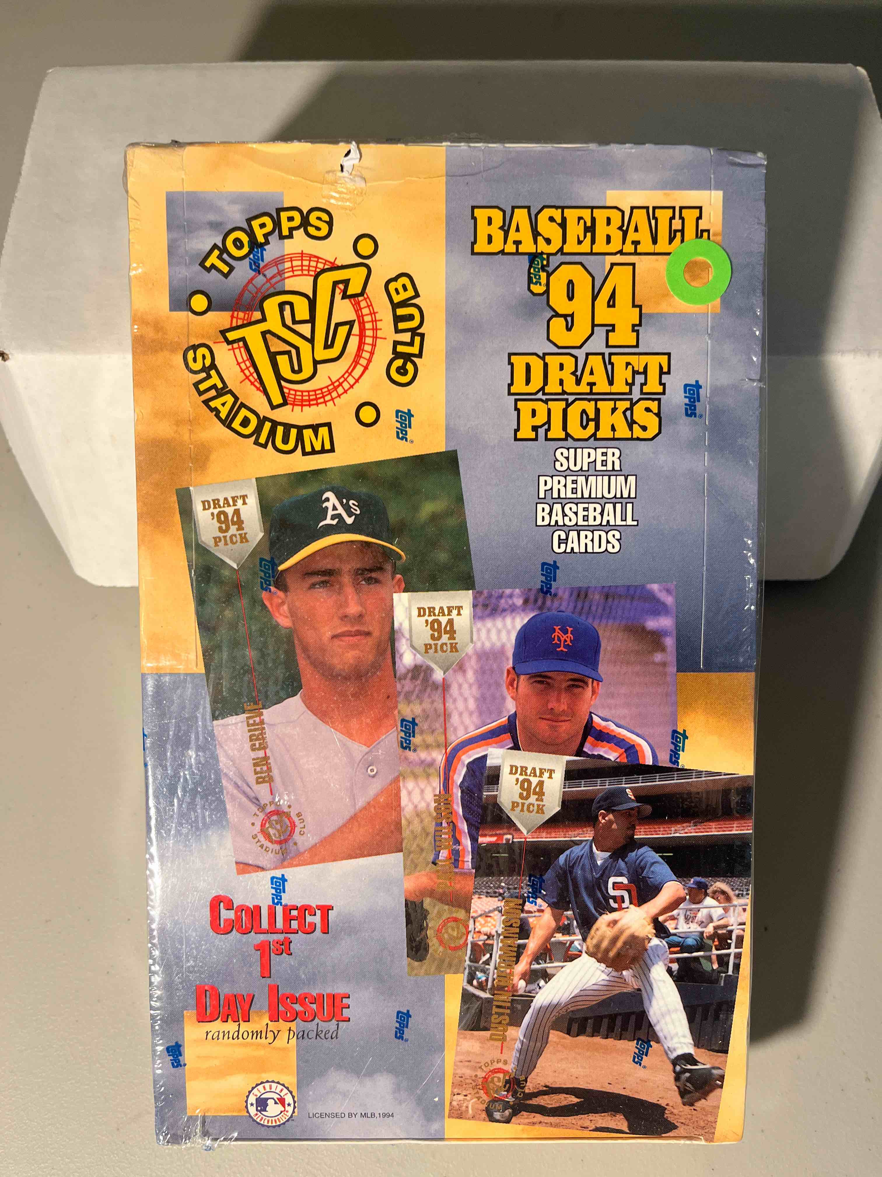 Sealed 1994 Topps Stadium Club baseball- 24 packs- 1st Day Issue inserts!