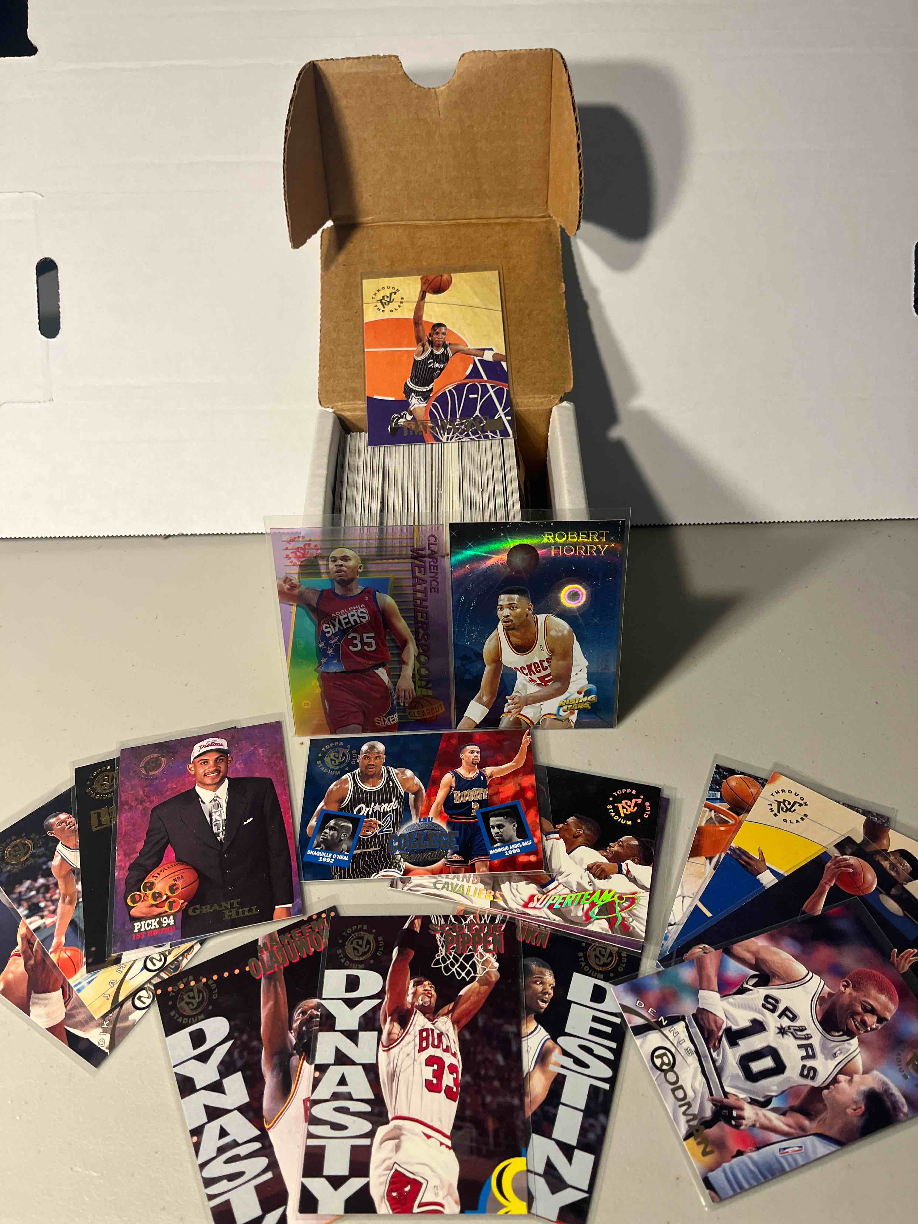 200ct. box 1994 Topps Stadium Club Basketball cards- Rising Stars and Acetate Inserts, Shaq and Penny Hardaway, Rookie Grant Hill and more, HOFs
