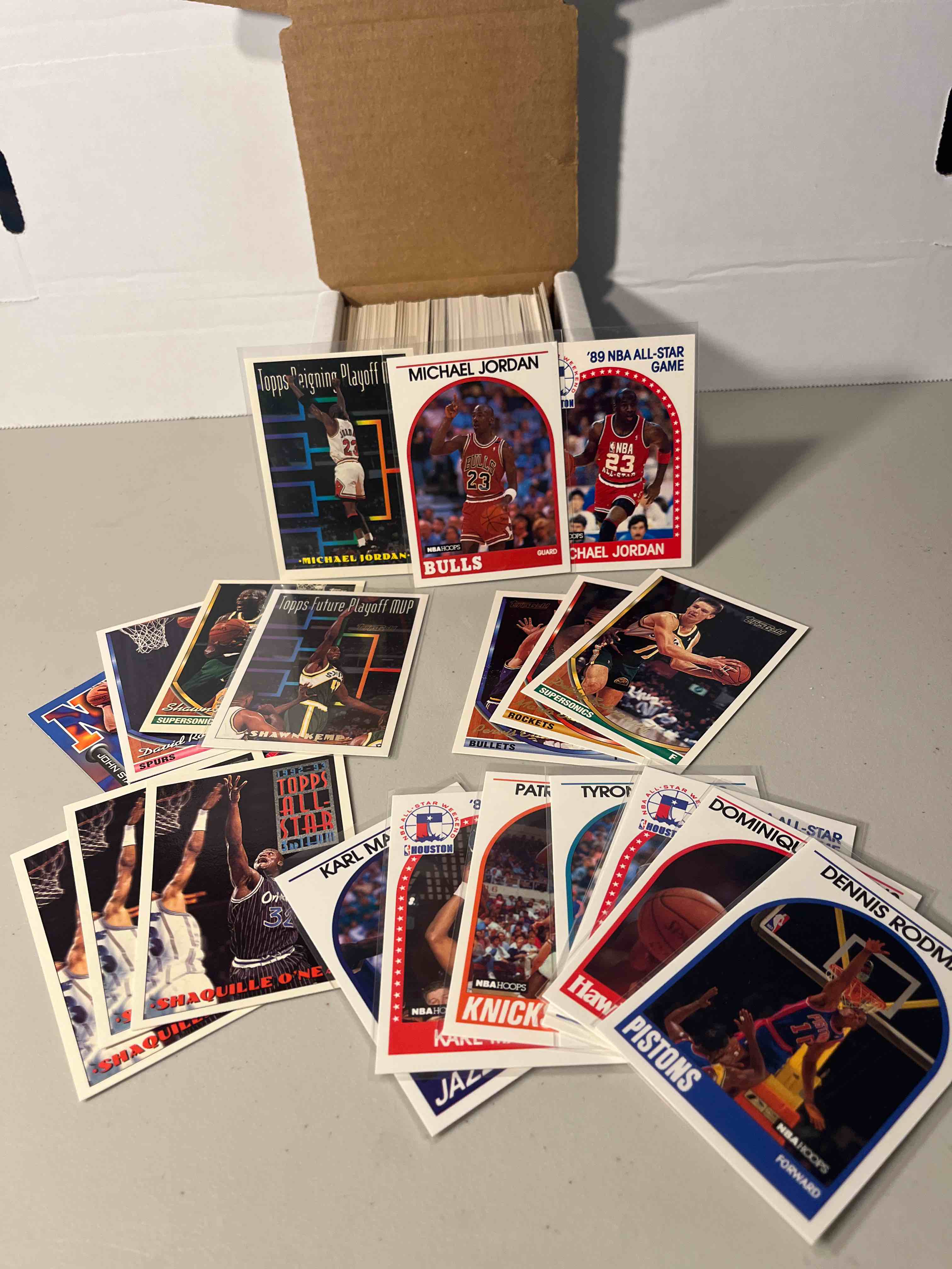 Awesome Sports Card Lots @ Webster- 90’s Basketball & Baseball Cards- NBA & MLB
