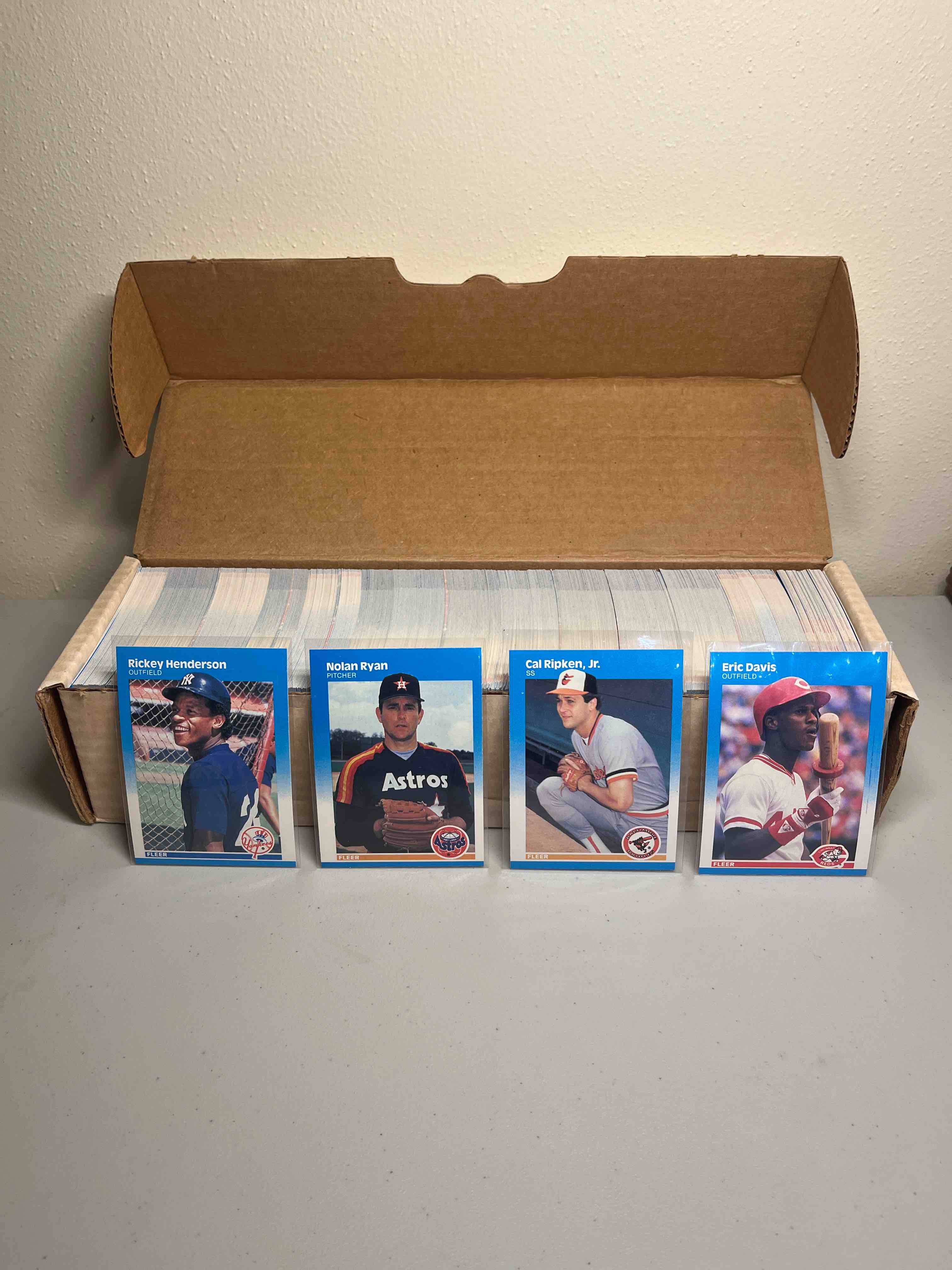 Incomplete 1987 Fleer Baseball Cards set- Nolan Ryan & Cal Ripken Jr.!! NM or better!