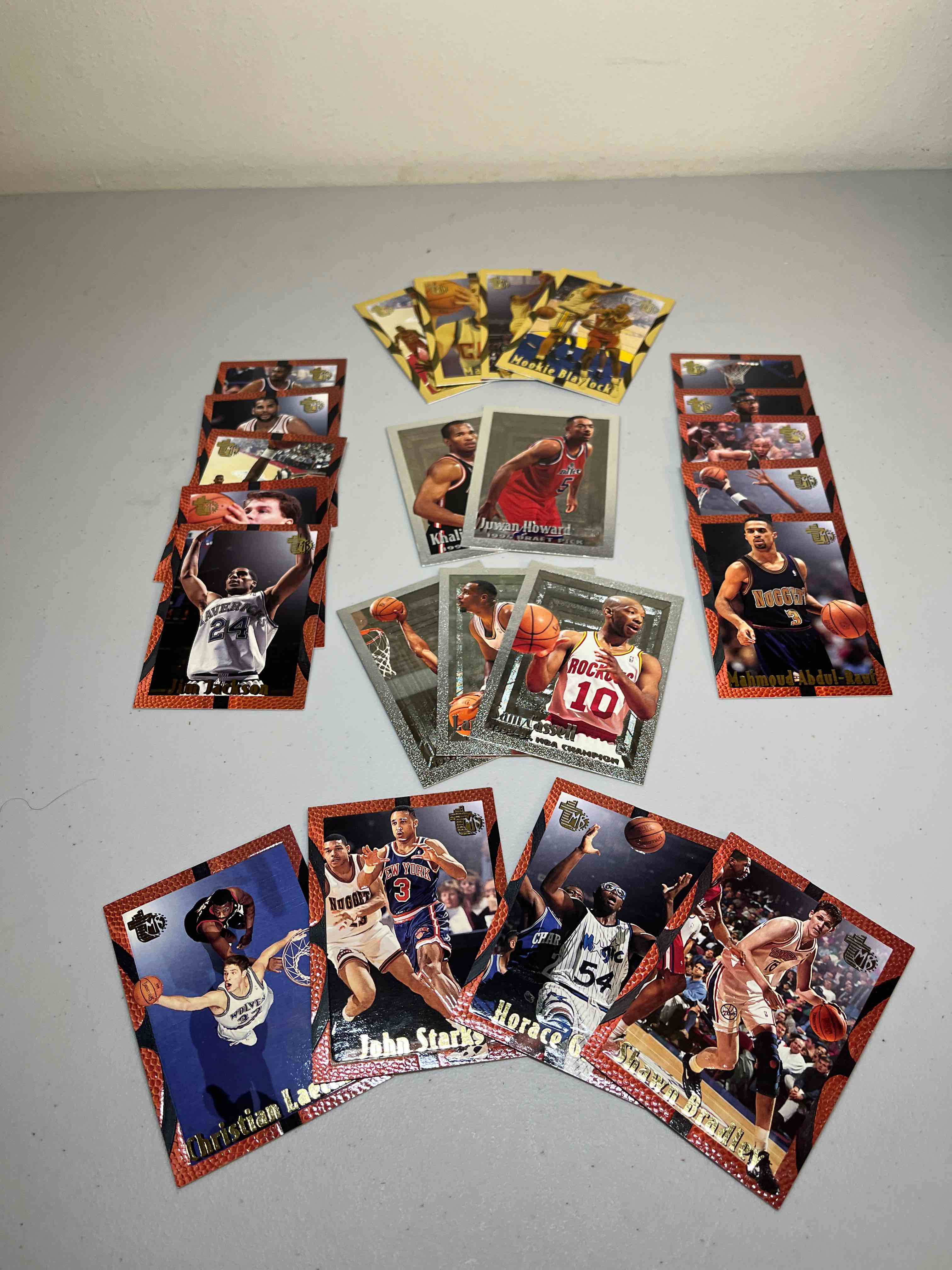 Awesome 90’s Baseball & Basketball Sports Cards Lots @ Webster- MLB & NBA! Check These Out!