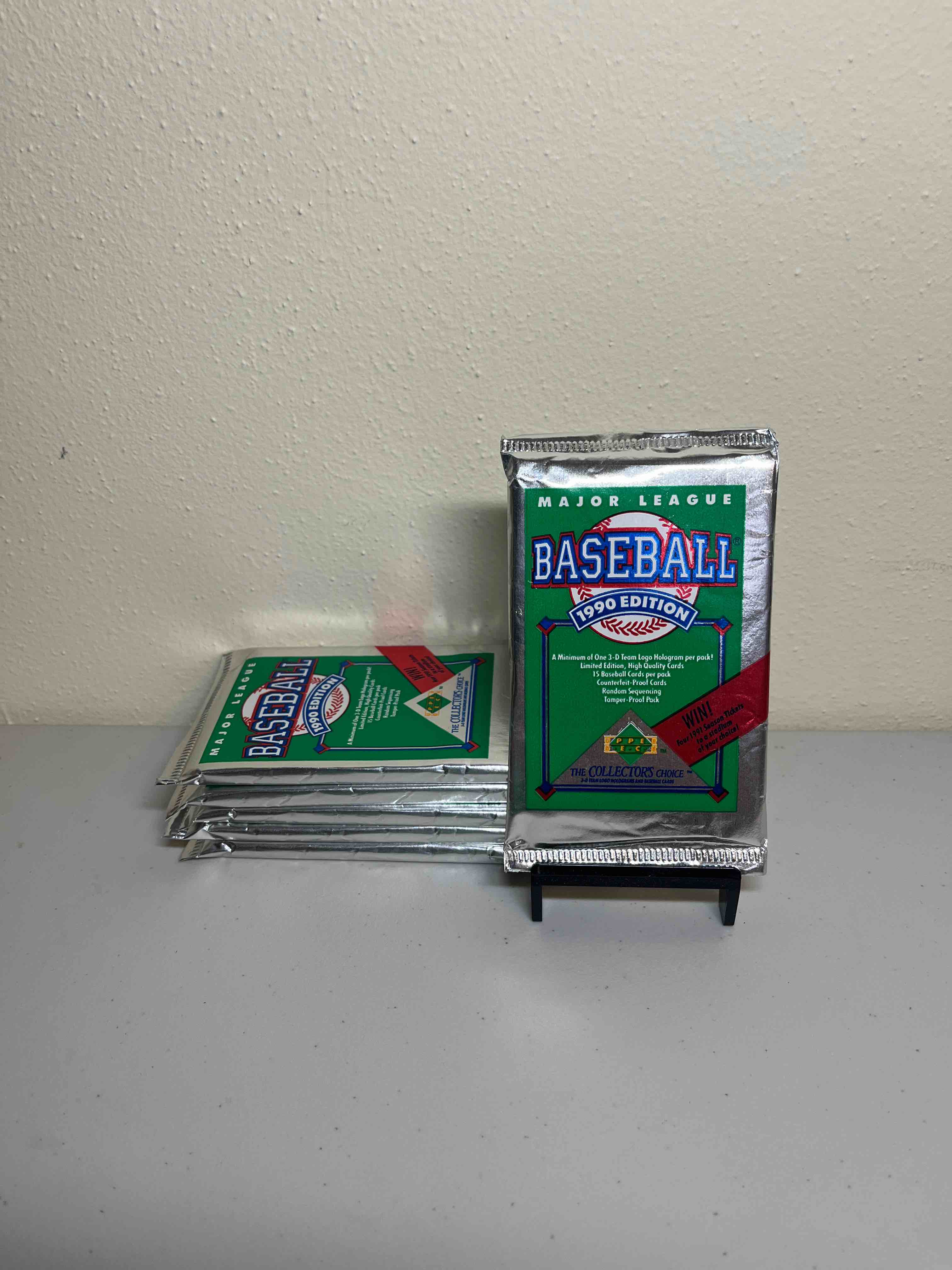 (6) Sealed 1990 Upper Deck Baseball Card Packs- Sealed Packs! Look for Ken Griffey Jr. and More!