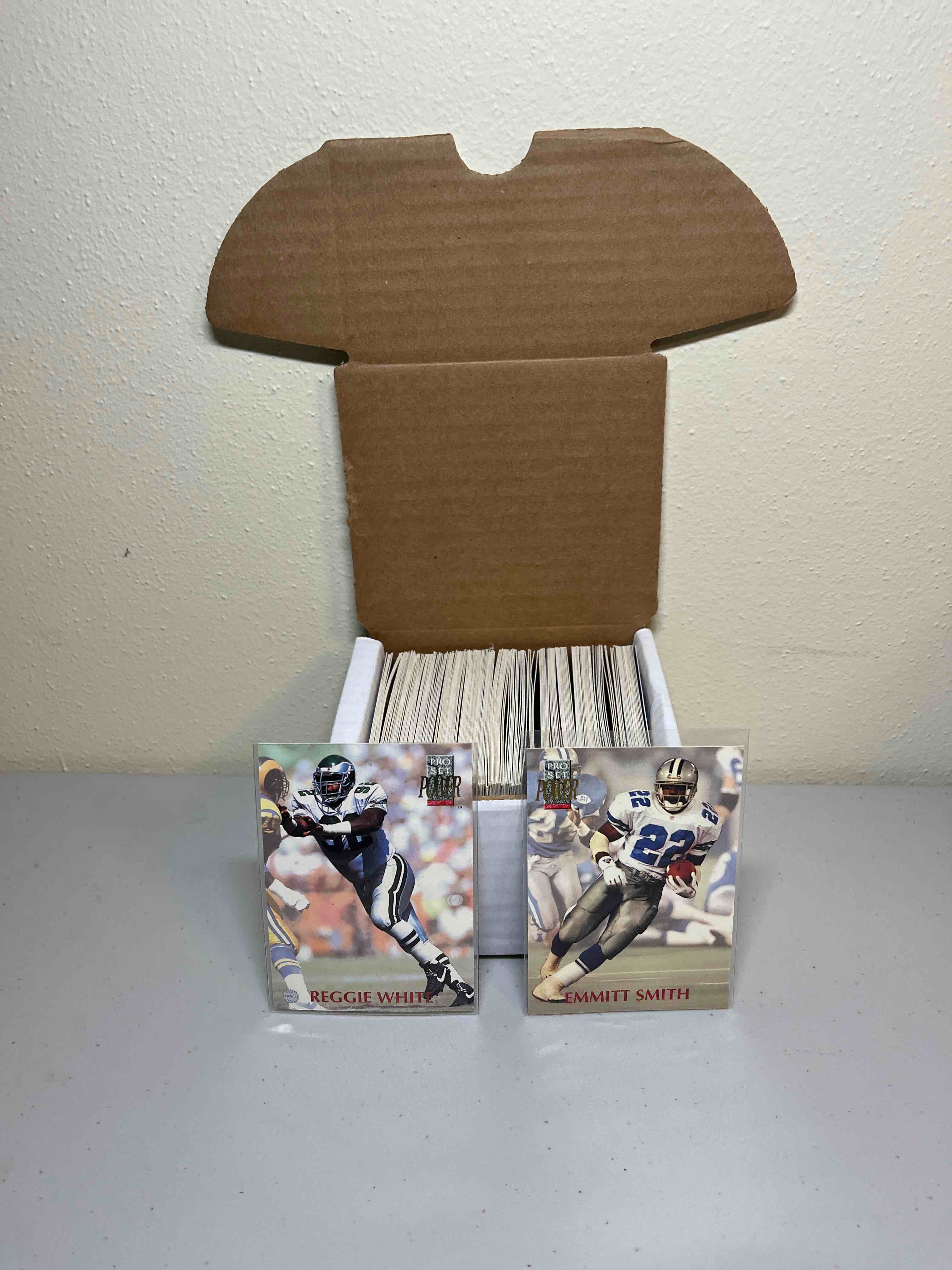 Awesome Football Cards from the 90’s to Now! Sports Card Lots Every Thursday Night @ Webster! Check Out This NFL Auction!