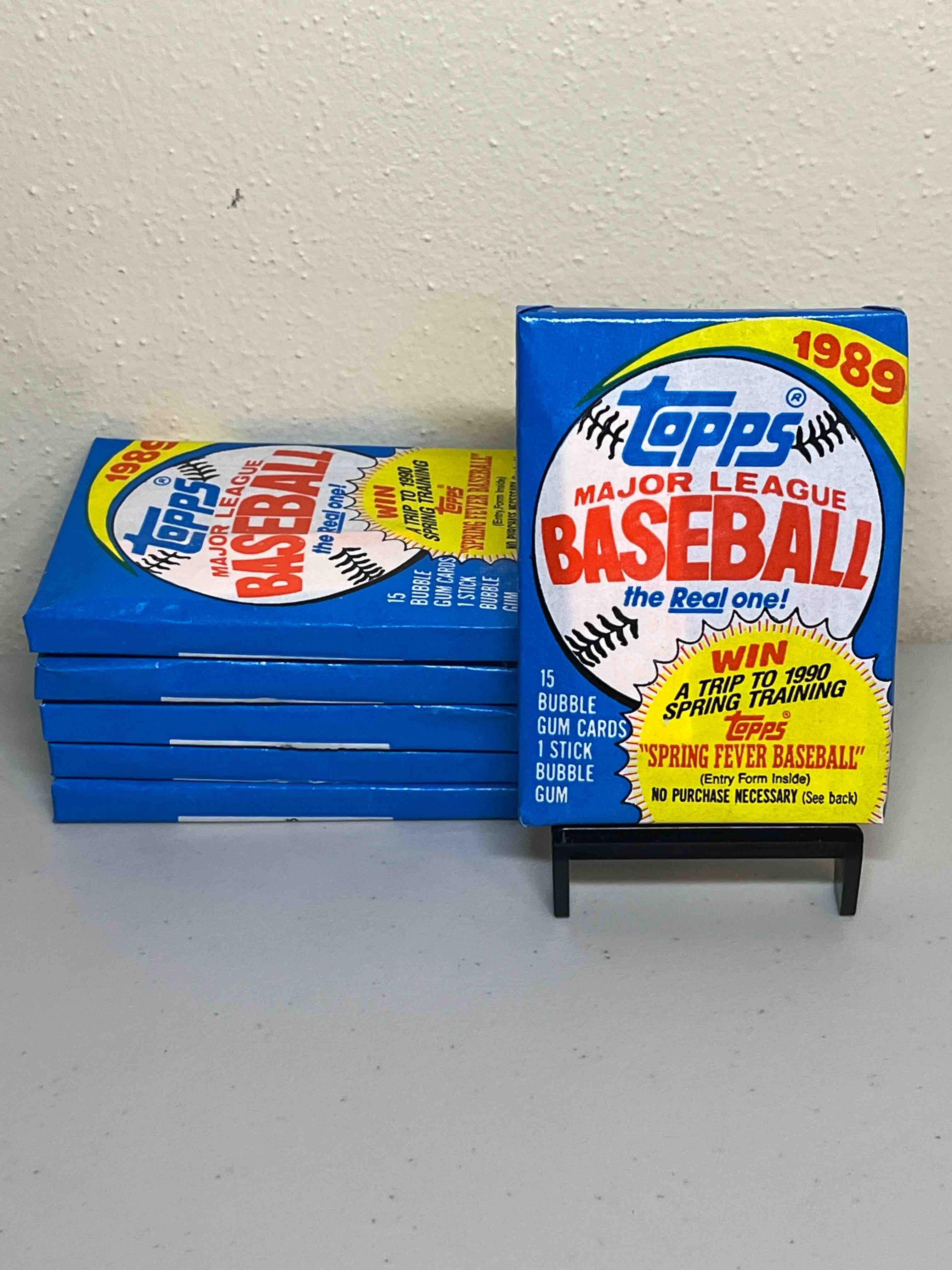 (6) Sealed 1989 Topps Baseball Cards- Sealed Packs!! Look for your favorite stars and hall of famers from 1989!!