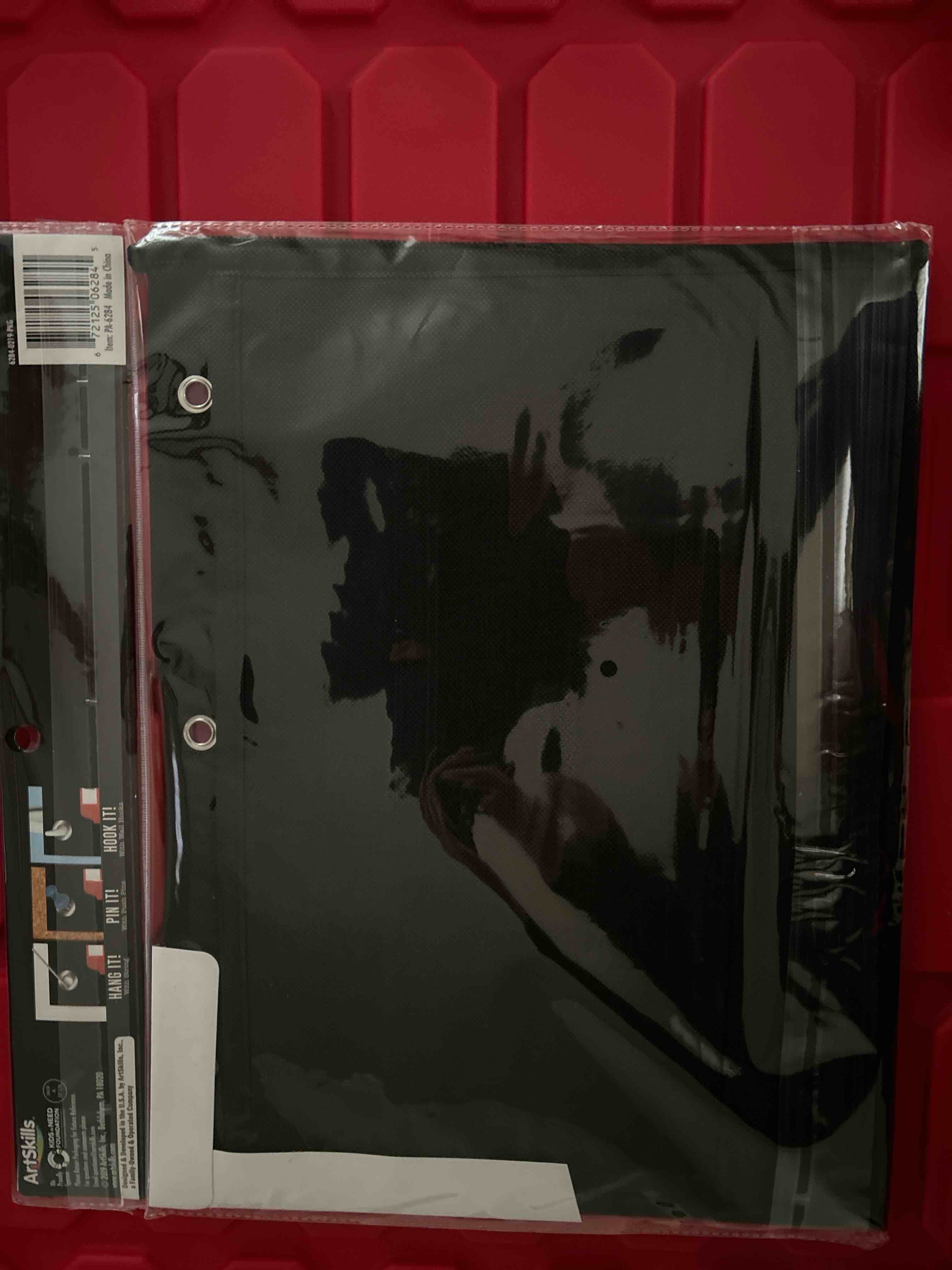 Condition photo showing New/Like New for 5 pocket hanging organizer