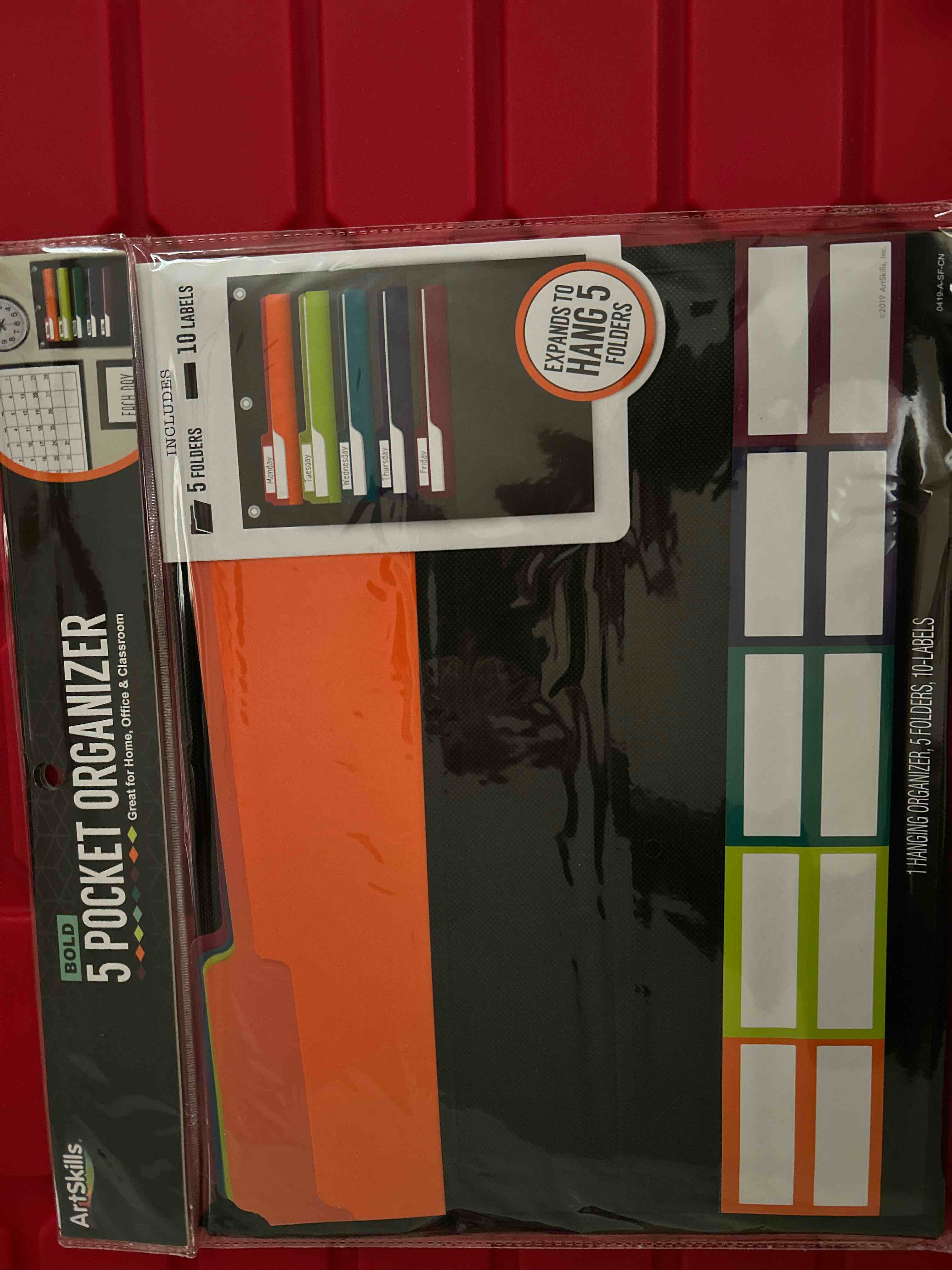 5 pocket hanging organizer