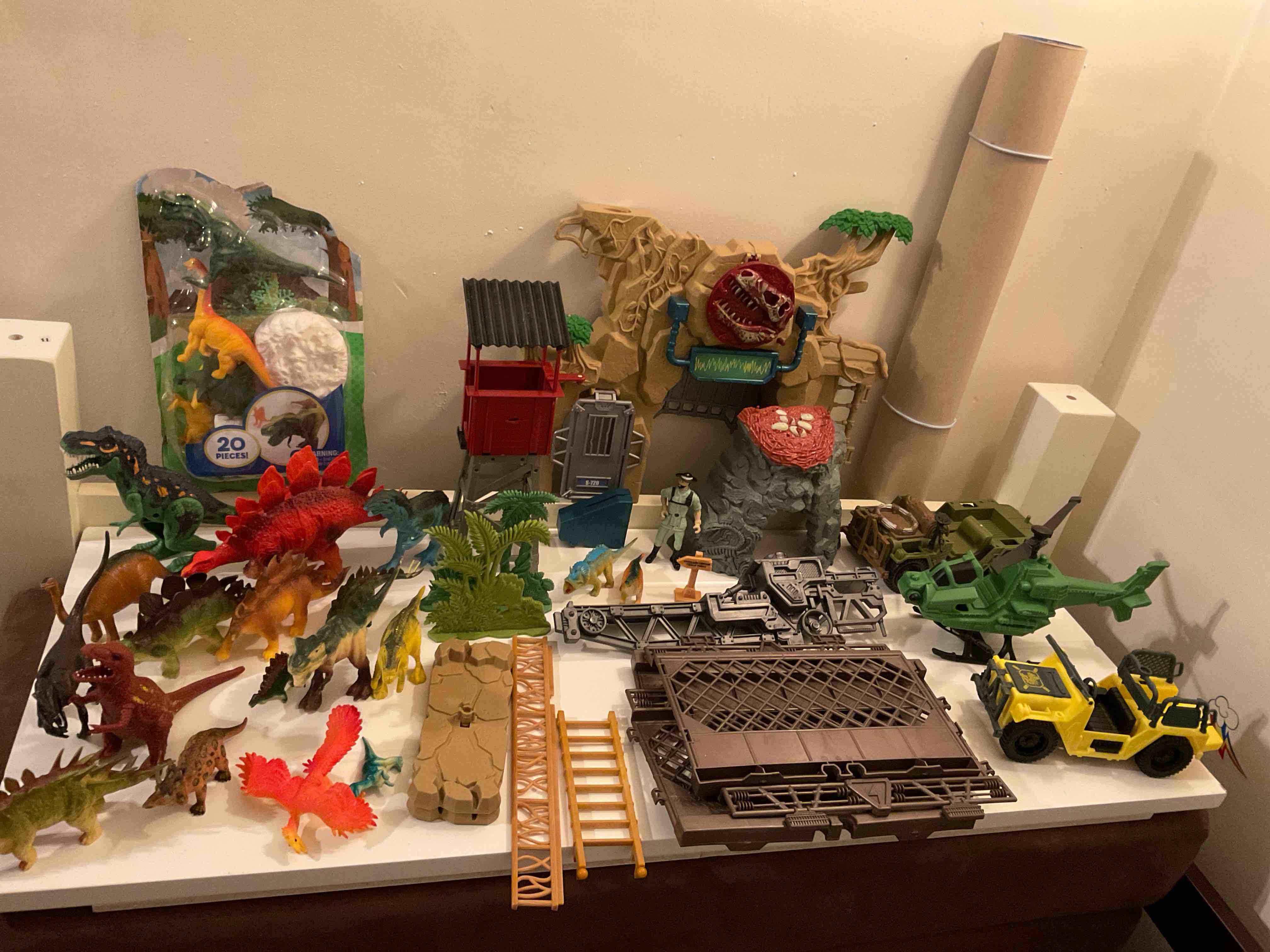 Dinosaur Park Village Playset