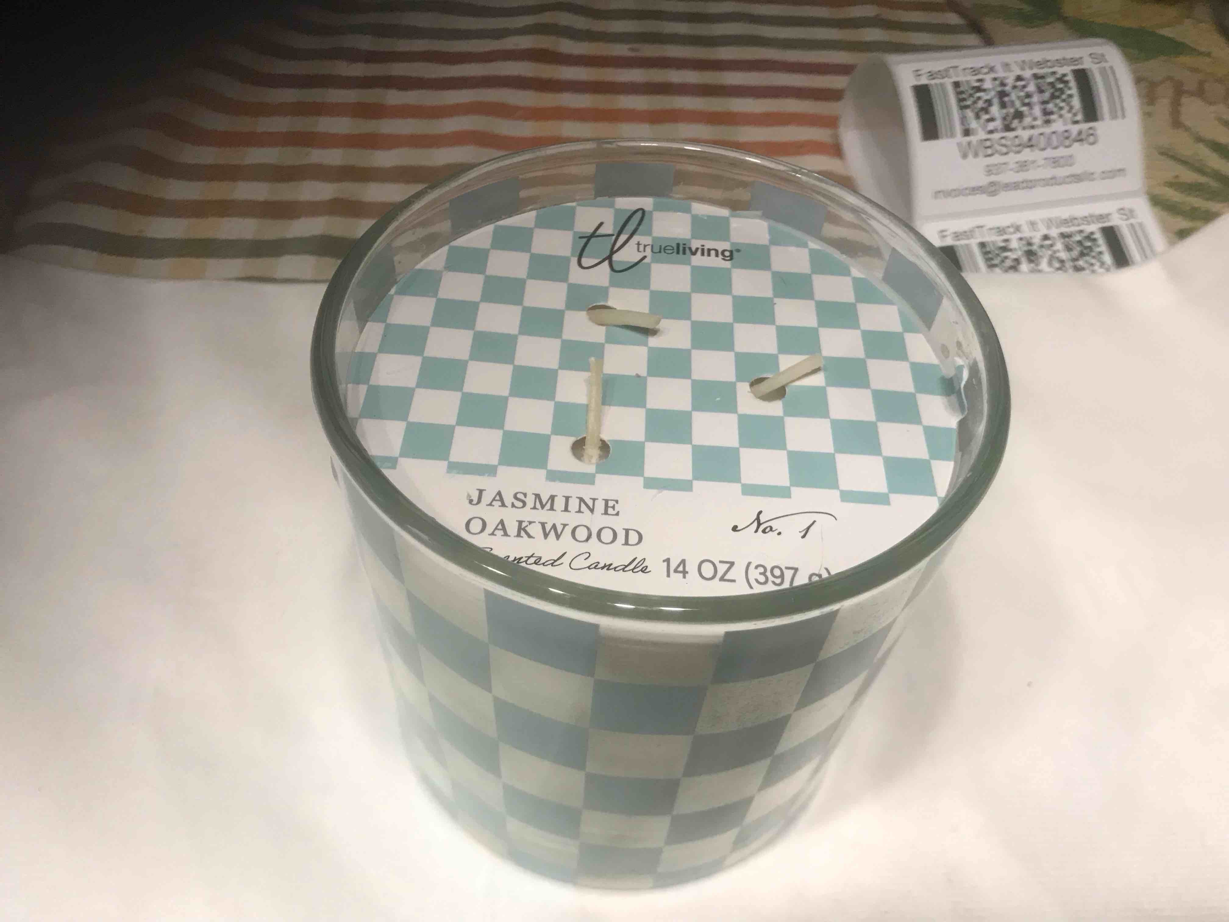 Condition photo showing Good Condition for Jasmine Oakwood 14 ounce candle