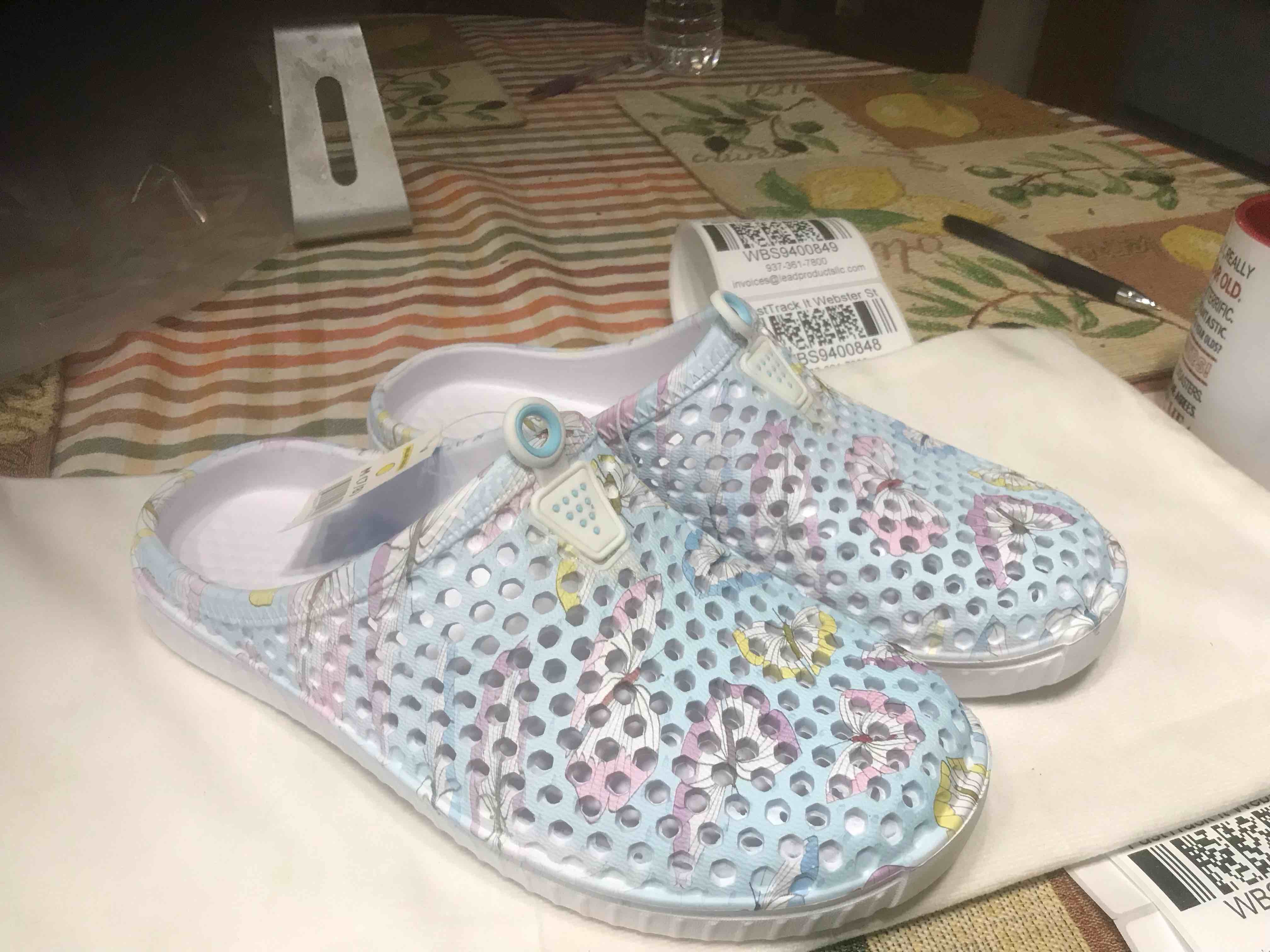 Condition photo showing New/Like New for Shoes, size 5/6