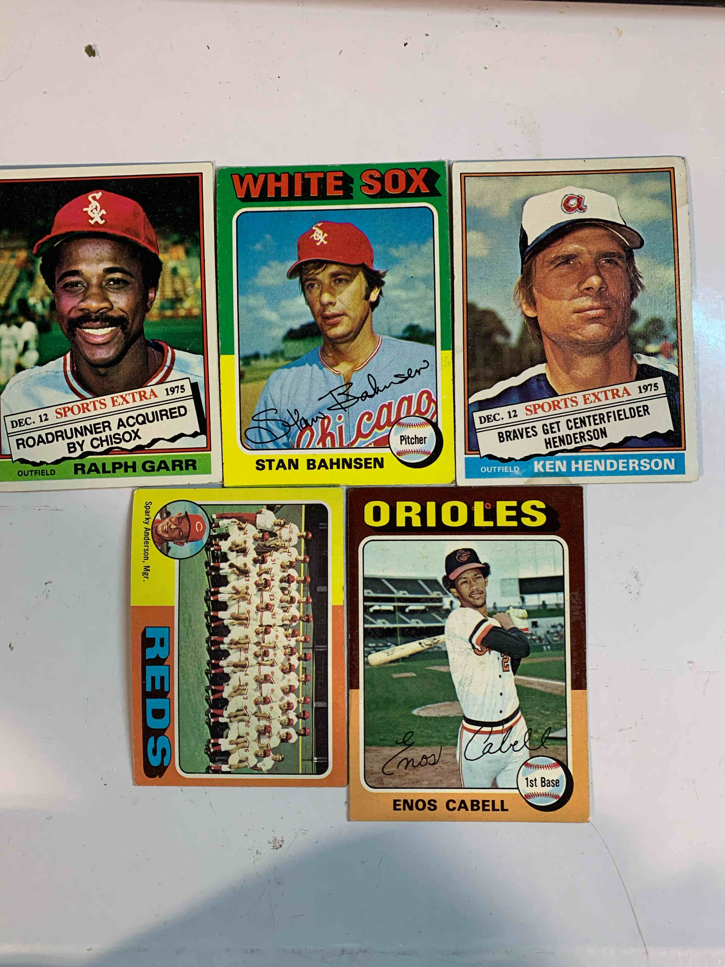 Condition photo showing Good Condition for Sport Card Lot 