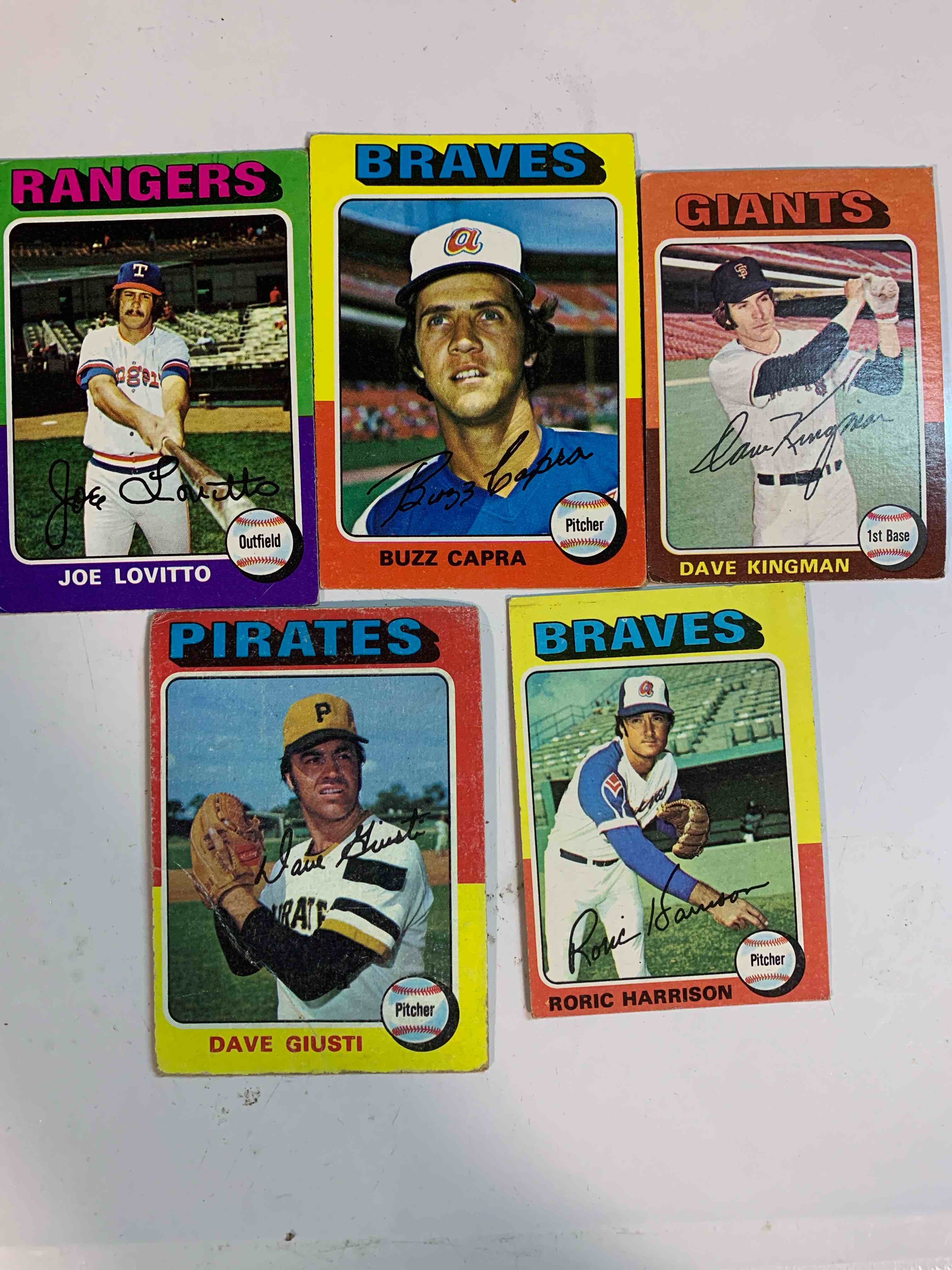 Condition photo showing Good Condition for Sport Card Lot 